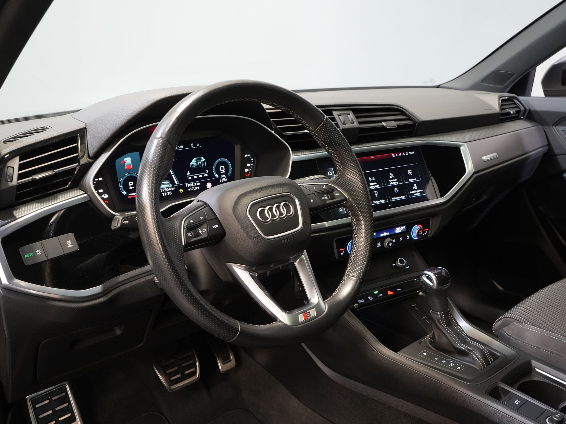 Audi Q3 Sportback SUV 45 TFSI E-Tron 245 pk S-Line Virtual Cockpit/ Pano/ Carplay/ Stoelverw./ PDC/ Trekhaak 13