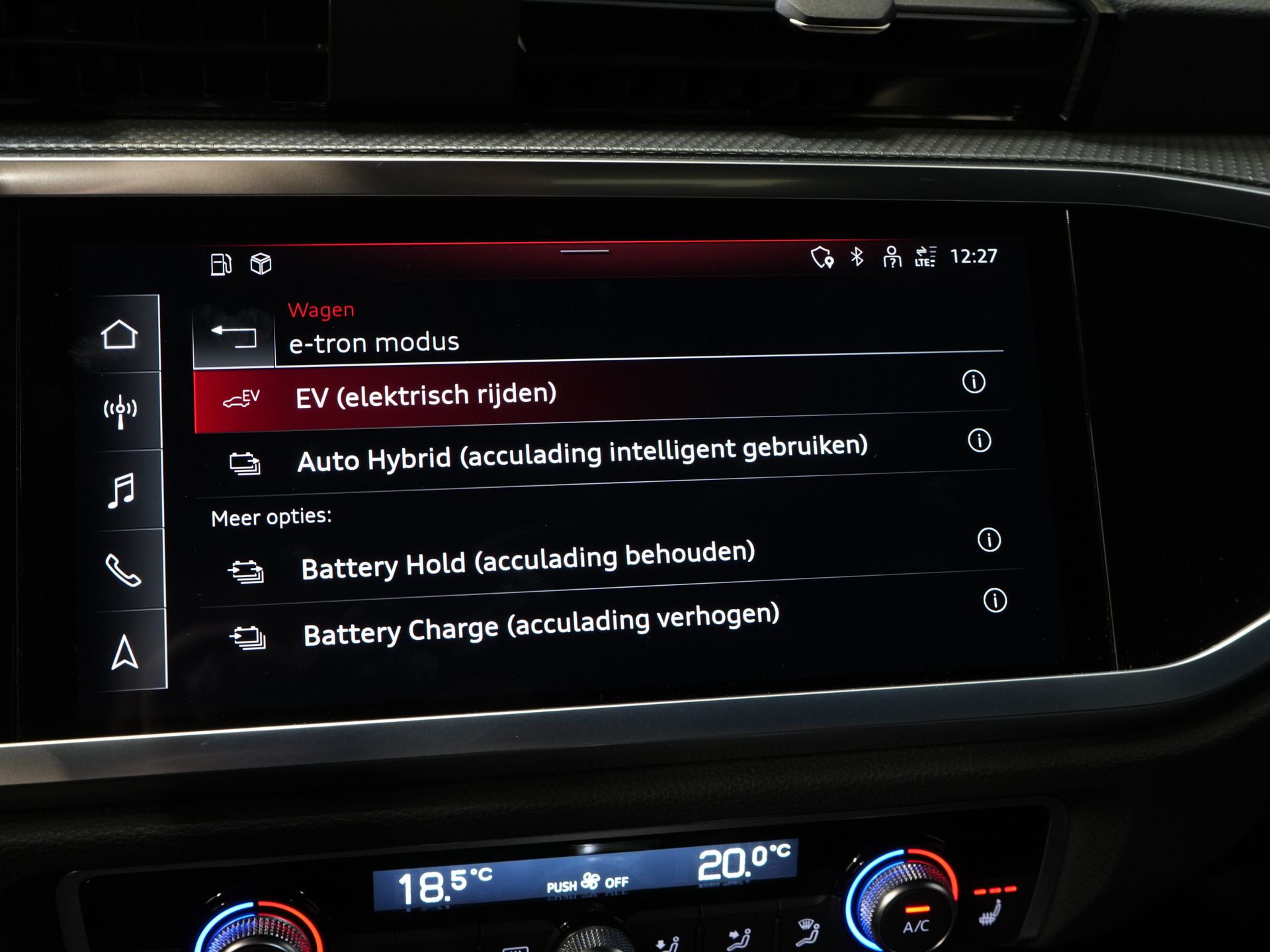 Audi Q3 Sportback SUV 45 TFSI E-Tron 245 pk S-Line Virtual Cockpit/ Pano/ Carplay/ Stoelverw./ PDC/ Trekhaak 32