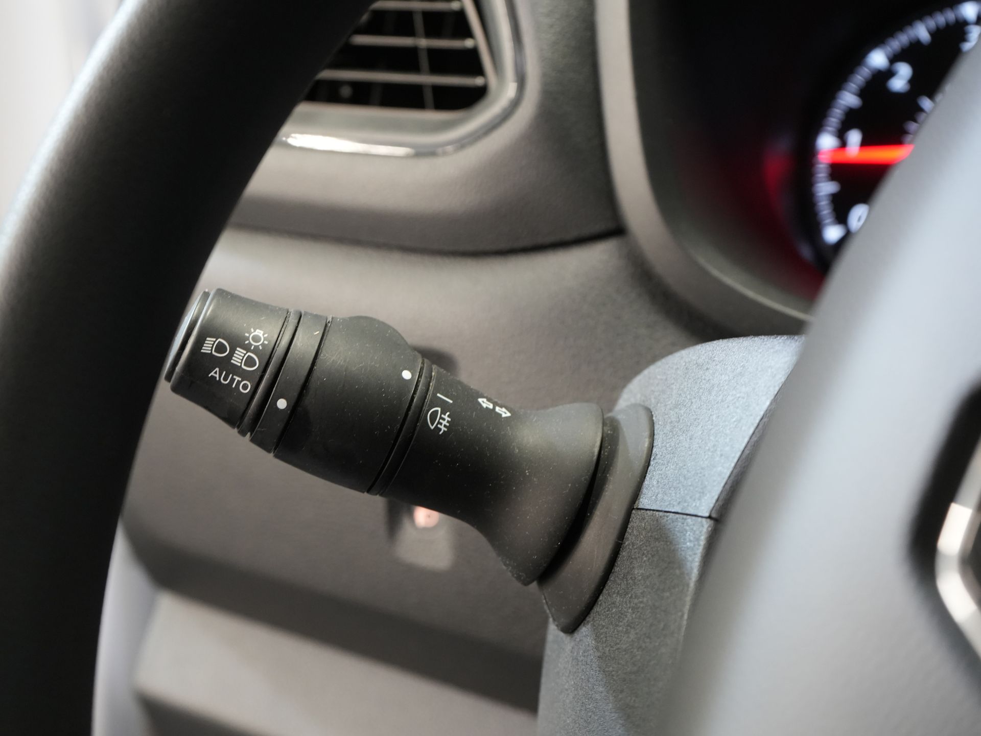 Renault Master Bakwagen T35 2.3 dCi 165 pk Bakwagen 420x215x233 Laadklep/ Zijdeur/ Meubelbak/ Spoiler/ Cruise/ Airco 18