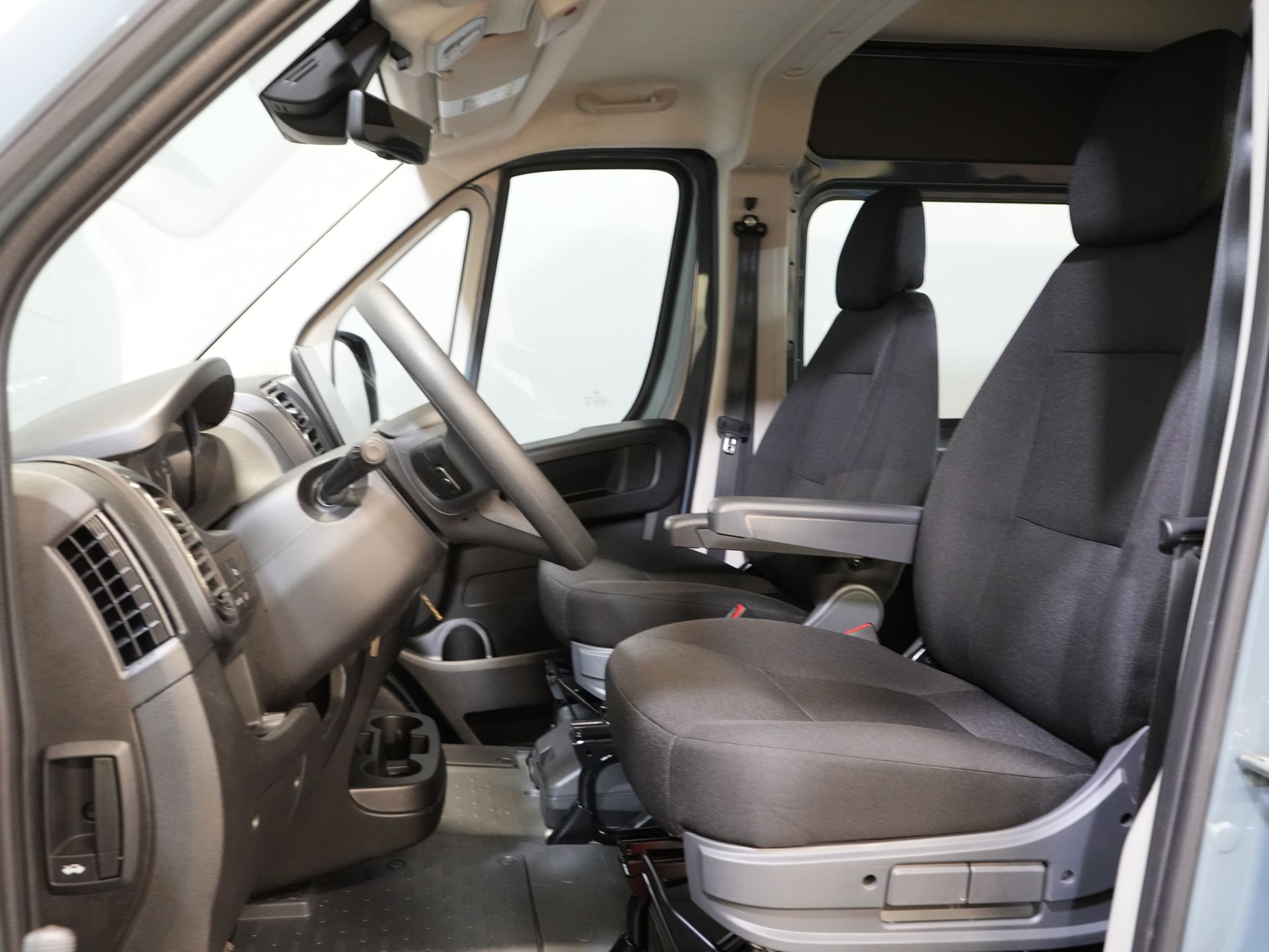 Fiat Ducato Bestelbus 2.2 MJ 180 pk Aut. L3H2 DC Dubbel Cabine BPM VRIJ! 6 Pers./ 2x Schuifdeur/ Climate/ 2.5t Trekverm./ Cruise/ Camera/ Trekhaak 11