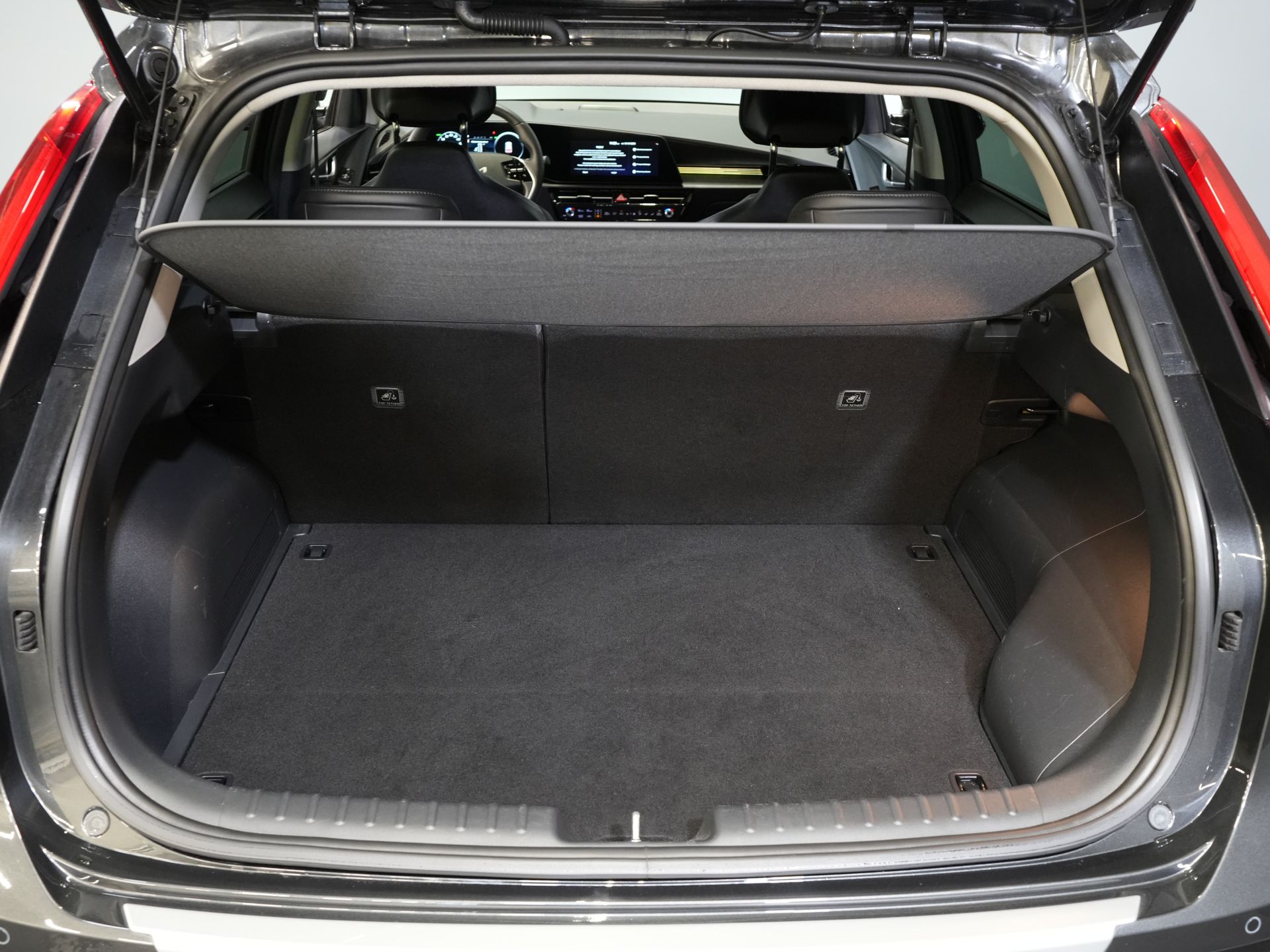 Kia Niro SUV 1.6 GDi 185 pk PHEV Dynamic LED/ Adapt. Cruise/ Elek.Stoelen/ Carplay/ VC/ Afn. Trekhaak/ Navi/ Stuurverw./ Stoelverw. 14