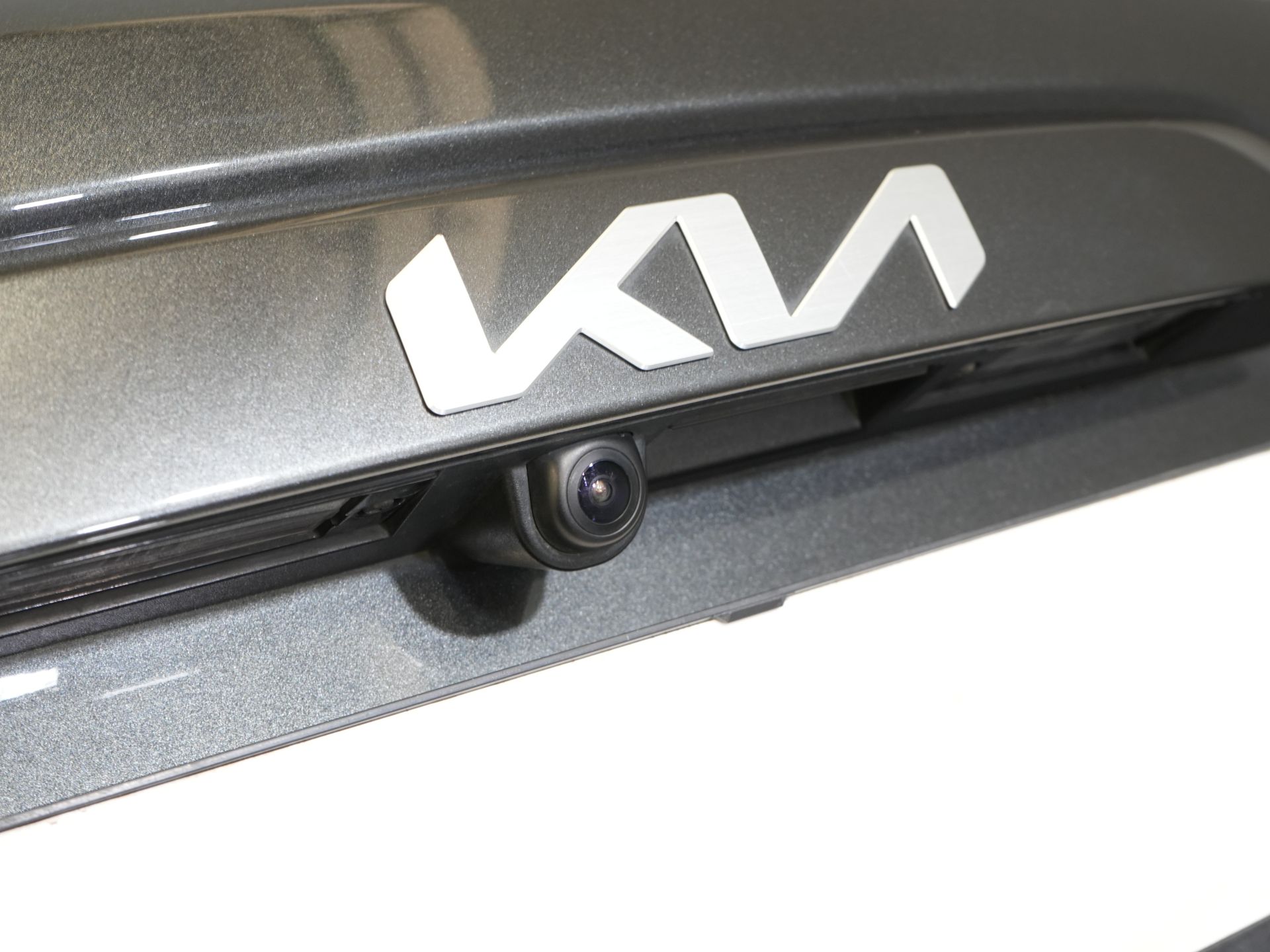 Kia Niro SUV 1.6 GDi 185 pk PHEV Dynamic LED/ Adapt. Cruise/ Elek.Stoelen/ Carplay/ VC/ Afn. Trekhaak/ Navi/ Stuurverw./ Stoelverw. 16