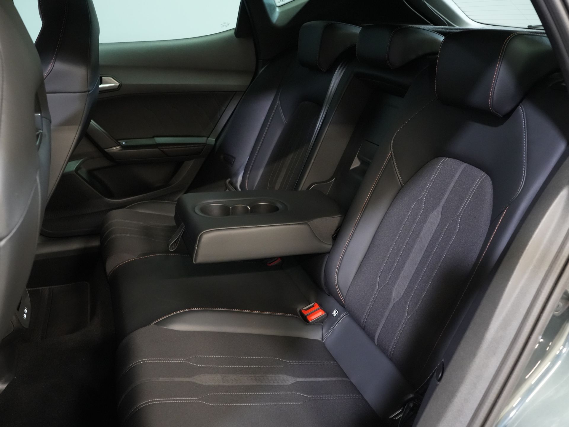 CUPRA Formentor SUV 1.4 e-Hybrid 245 pk VZ Copper Edition Matrix/ Trekhaak/ Adapt.Cruise/ Stoelverw./ Stuurverw./ Navi/ Camera/ Climate 16