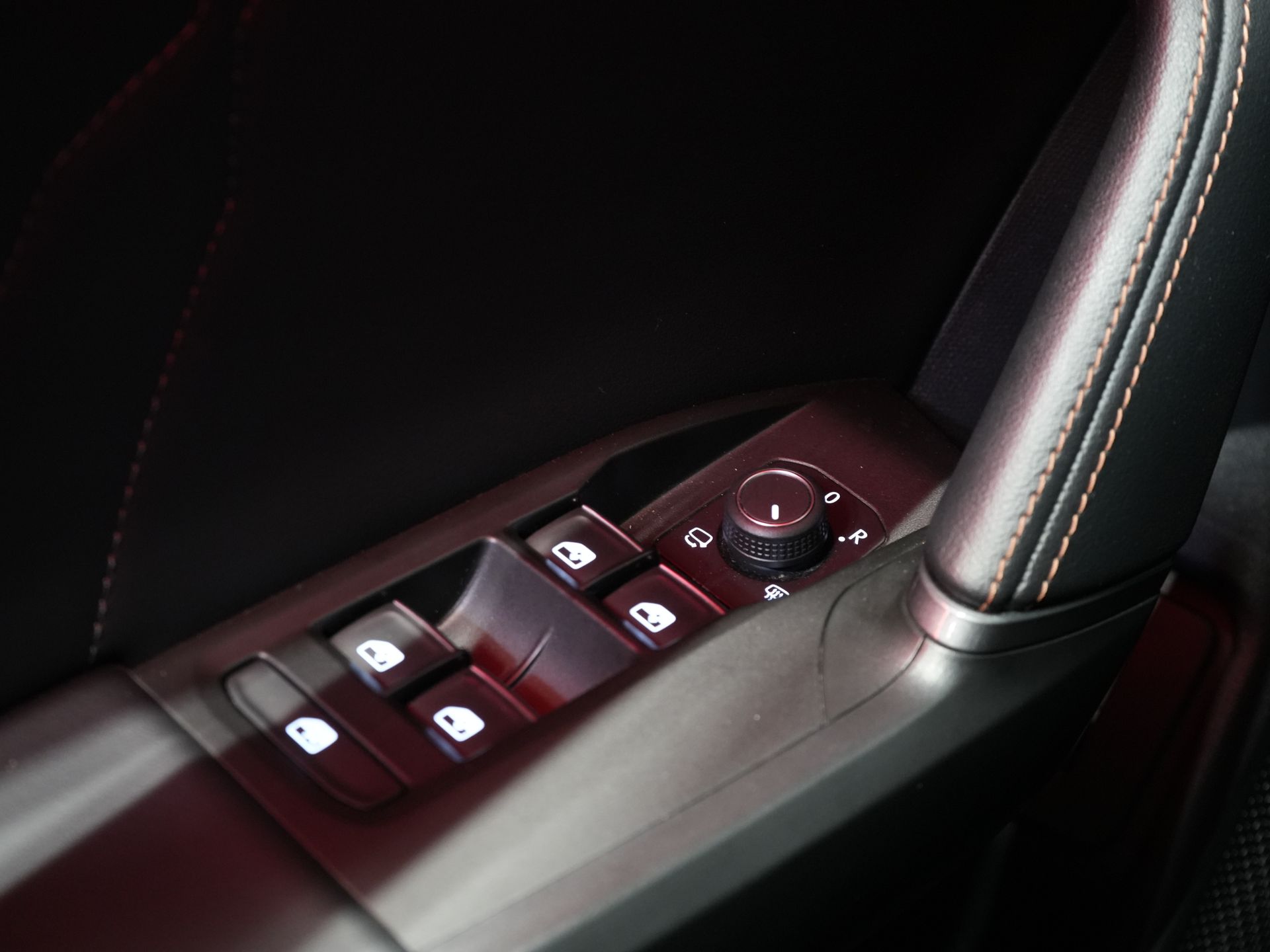 CUPRA Formentor SUV 1.4 e-Hybrid 245 pk VZ Copper Edition Matrix/ Trekhaak/ Adapt.Cruise/ Stoelverw./ Stuurverw./ Navi/ Camera/ Climate 19