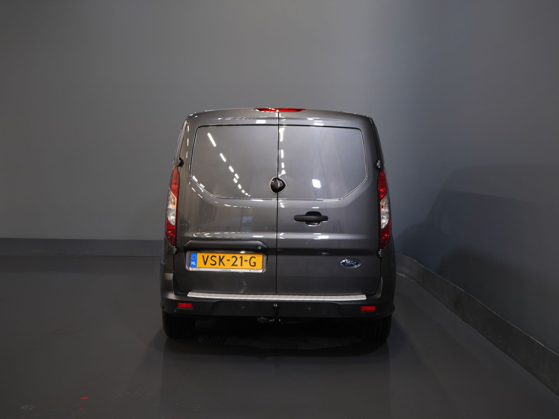 Ford Transit Connect Bestelbus 1.5 TDCI 100 pk Trend L2 BPM VRIJ! DB Riem V.V/ Carplay/ Camera/ Airco/ Navi/ PDC/ Trekhaak 5