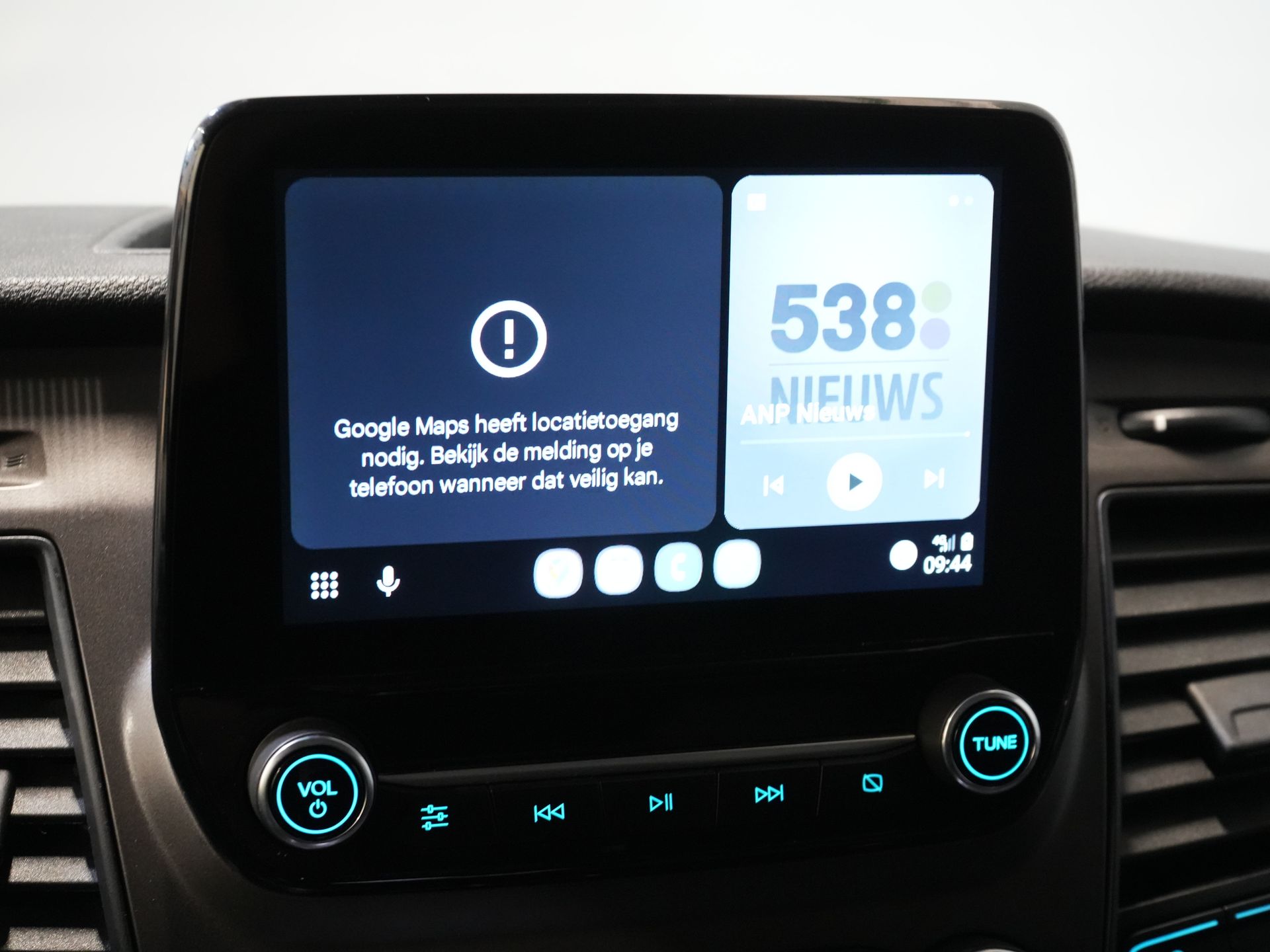 Ford Transit Custom Bestelbus 2.0 TDCI 130 pk BPM VRIJ! Sortimo/ Standkachel/ Stoelverw./ Carplay/ Camera/ Navi/ Cruise 26