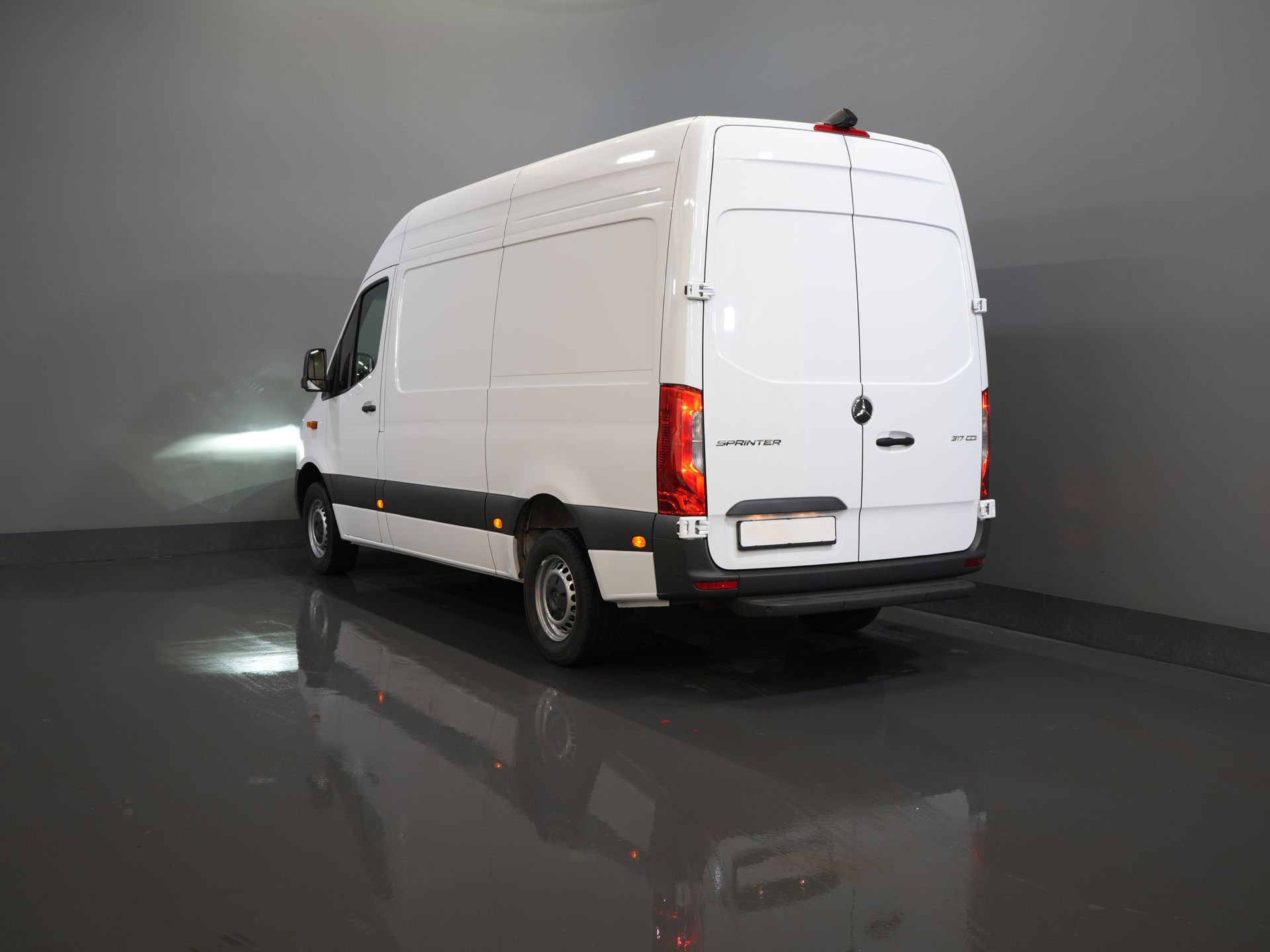 Mercedes-Benz Sprinter Bestelbus 317 Aut. L2H2 BPM VRIJ! LED/ 270 Gr.Deuren/ Gev.Stoel/ Stoelverw./ Navi/ Camera/ PDC/ Betimmerd/ Cruise 1
