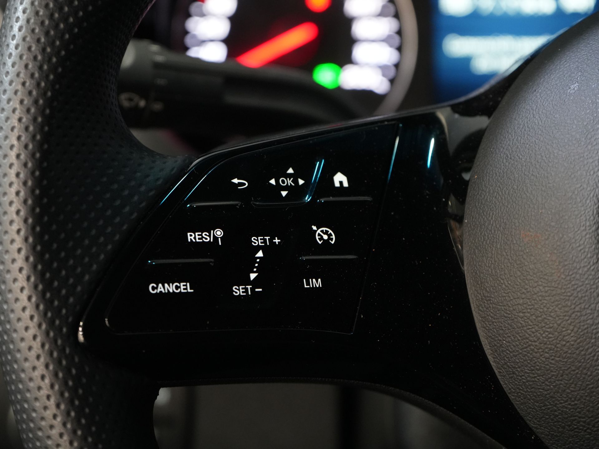 Mercedes-Benz Sprinter Bestelbus 317 Aut. L2H2 BPM VRIJ! LED/ 270 Gr.Deuren/ Gev.Stoel/ Stoelverw./ Navi/ Camera/ PDC/ Betimmerd/ Cruise 18