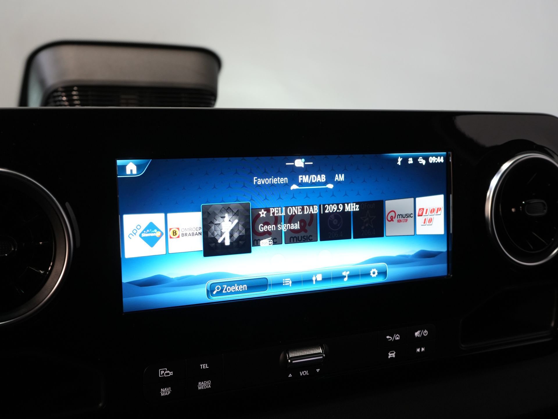 Mercedes-Benz Sprinter Bestelbus 317 Aut. L2H2 BPM VRIJ! LED/ 270 Gr.Deuren/ Gev.Stoel/ Stoelverw./ Navi/ Camera/ PDC/ Betimmerd/ Cruise 22