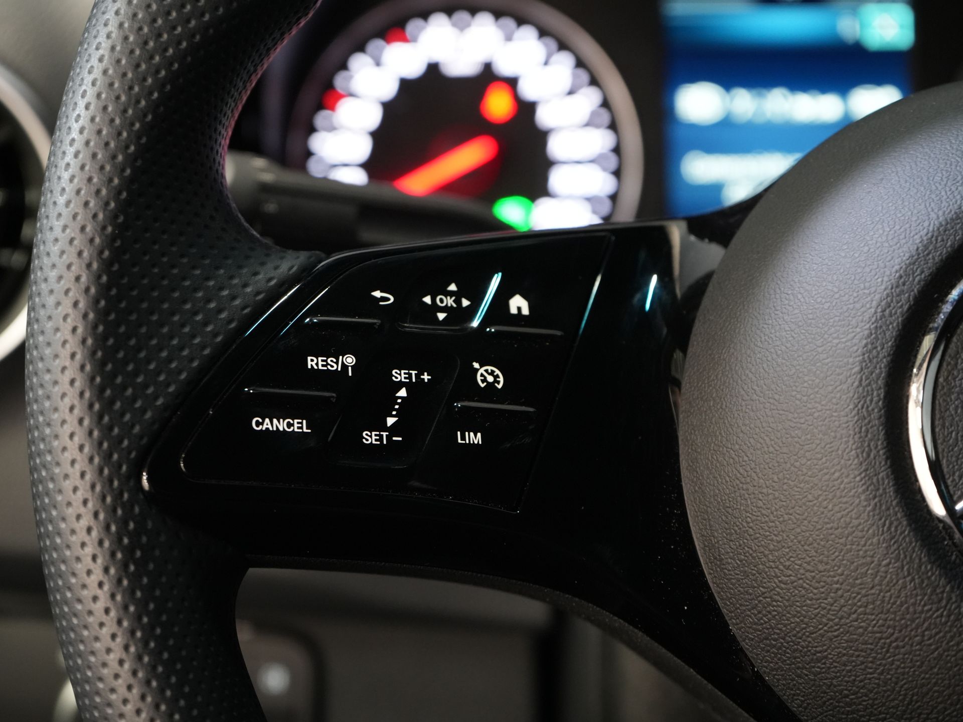 Mercedes-Benz Sprinter Bestelbus 317 Aut. L2H2 BPM VRIJ! LED/ 270 Gr.Deuren/ Gev.Stoel/ Stoelverw./ Navi/ Camera/ PDC/ Betimmerd/ Cruise 18