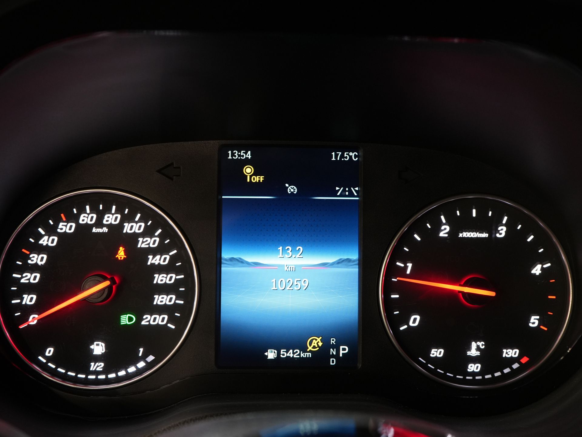 Mercedes-Benz Sprinter Bestelbus 317 Aut. L2H2 BPM VRIJ! LED/ 270 Gr.Deuren/ Gev.Stoel/ Stoelverw./ Navi/ Camera/ PDC/ Betimmerd/ Cruise 19