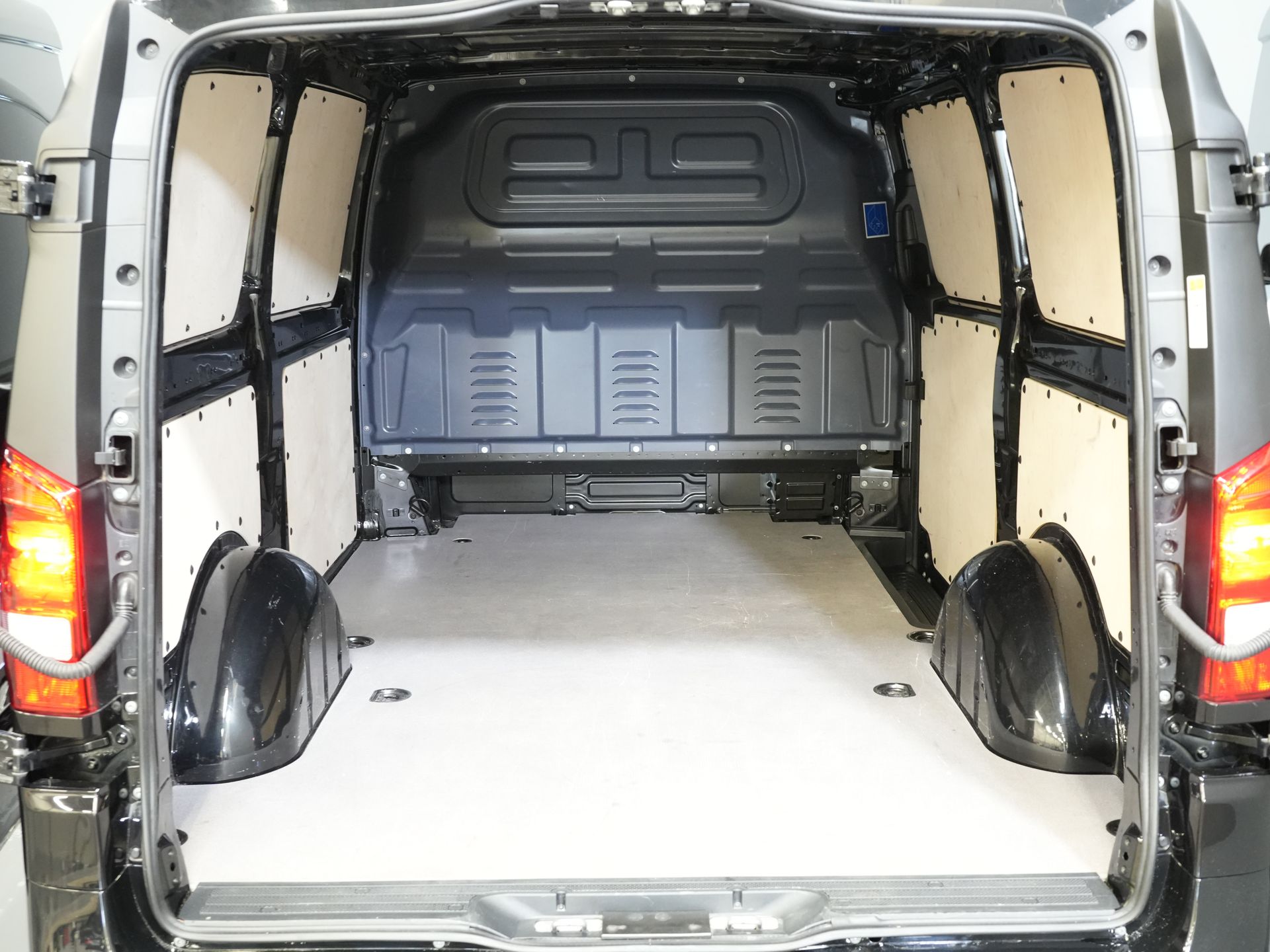 Mercedes-Benz Vito Bestelbus 116 CDI Aut. L2 BPM VRIJ! LED/ Carplay/ 270Gr.Deuren/ Stoelverw./ Navi/ Camera/ Cruise/ PDC/ Trekhaak 14