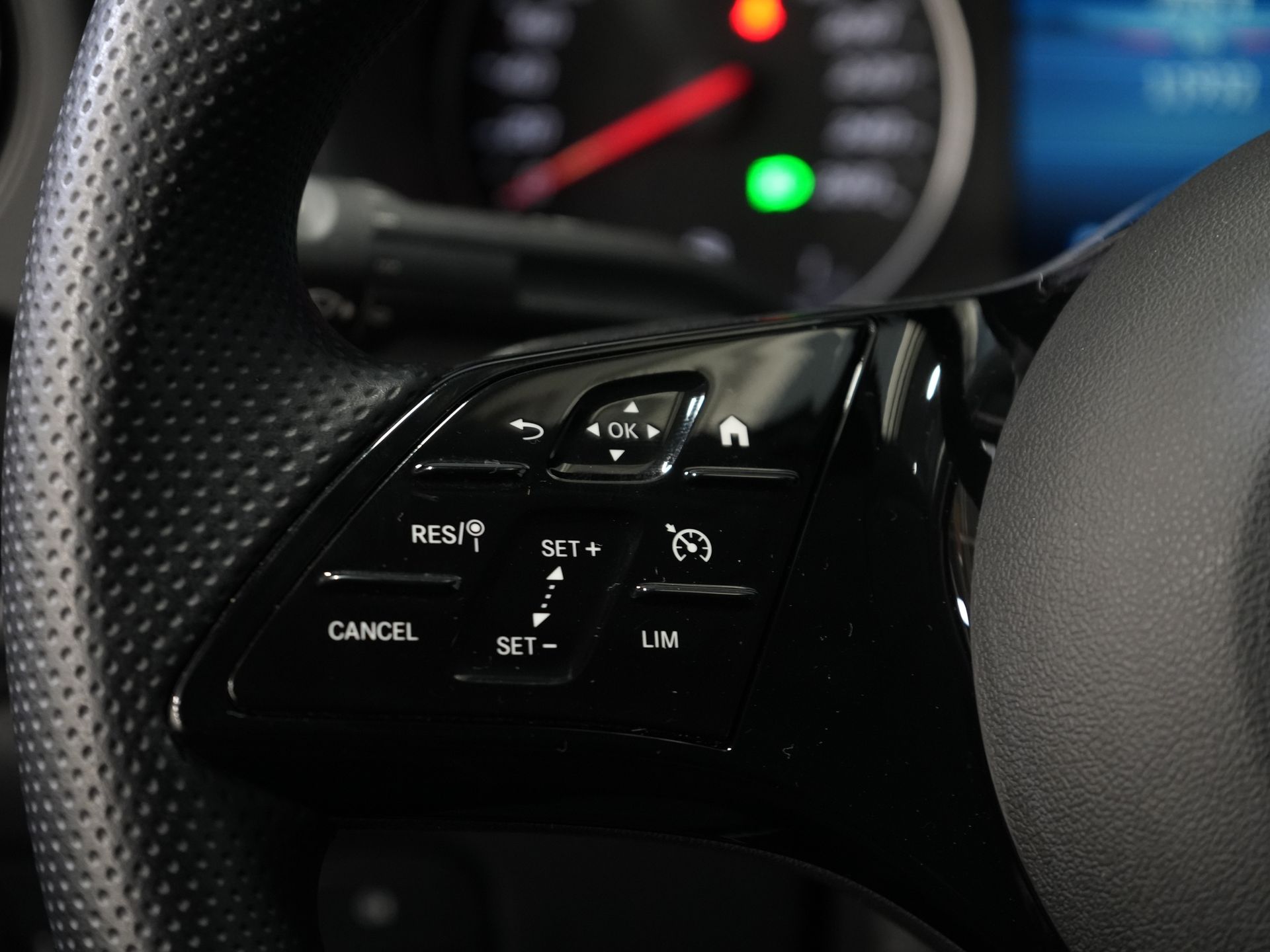 Mercedes-Benz Vito Bestelbus 116 CDI Aut. L2 BPM VRIJ! LED/ Carplay/ 270Gr.Deuren/ Stoelverw./ Navi/ Camera/ Cruise/ PDC/ Trekhaak 21