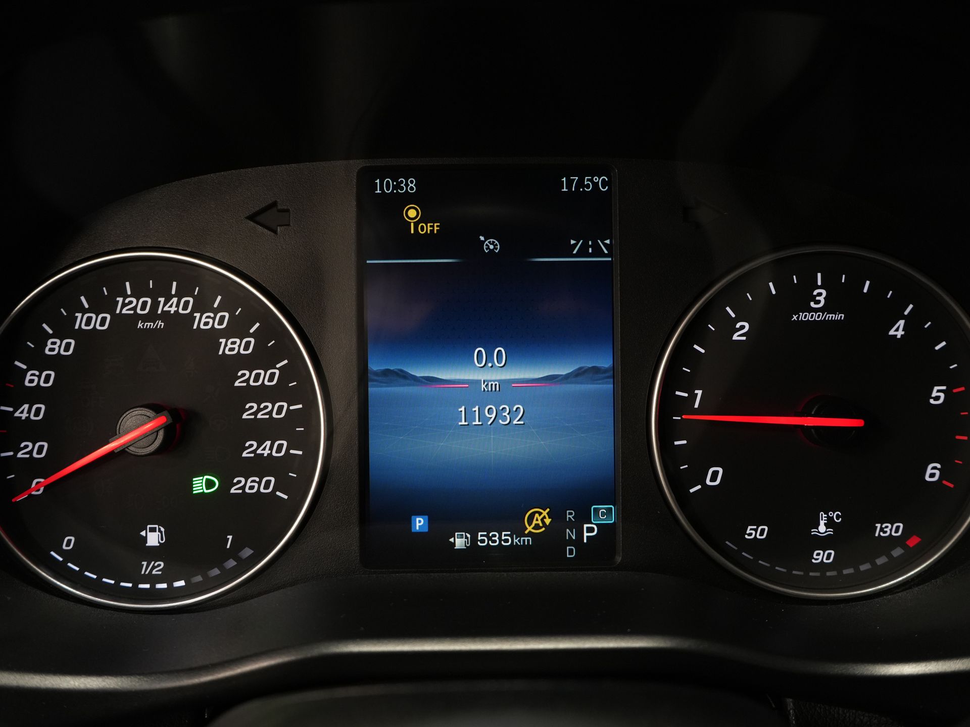 Mercedes-Benz Vito Bestelbus 116 CDI Aut. L2 BPM VRIJ! LED/ Carplay/ 270Gr.Deuren/ Stoelverw./ Navi/ Camera/ Cruise/ PDC/ Trekhaak 22