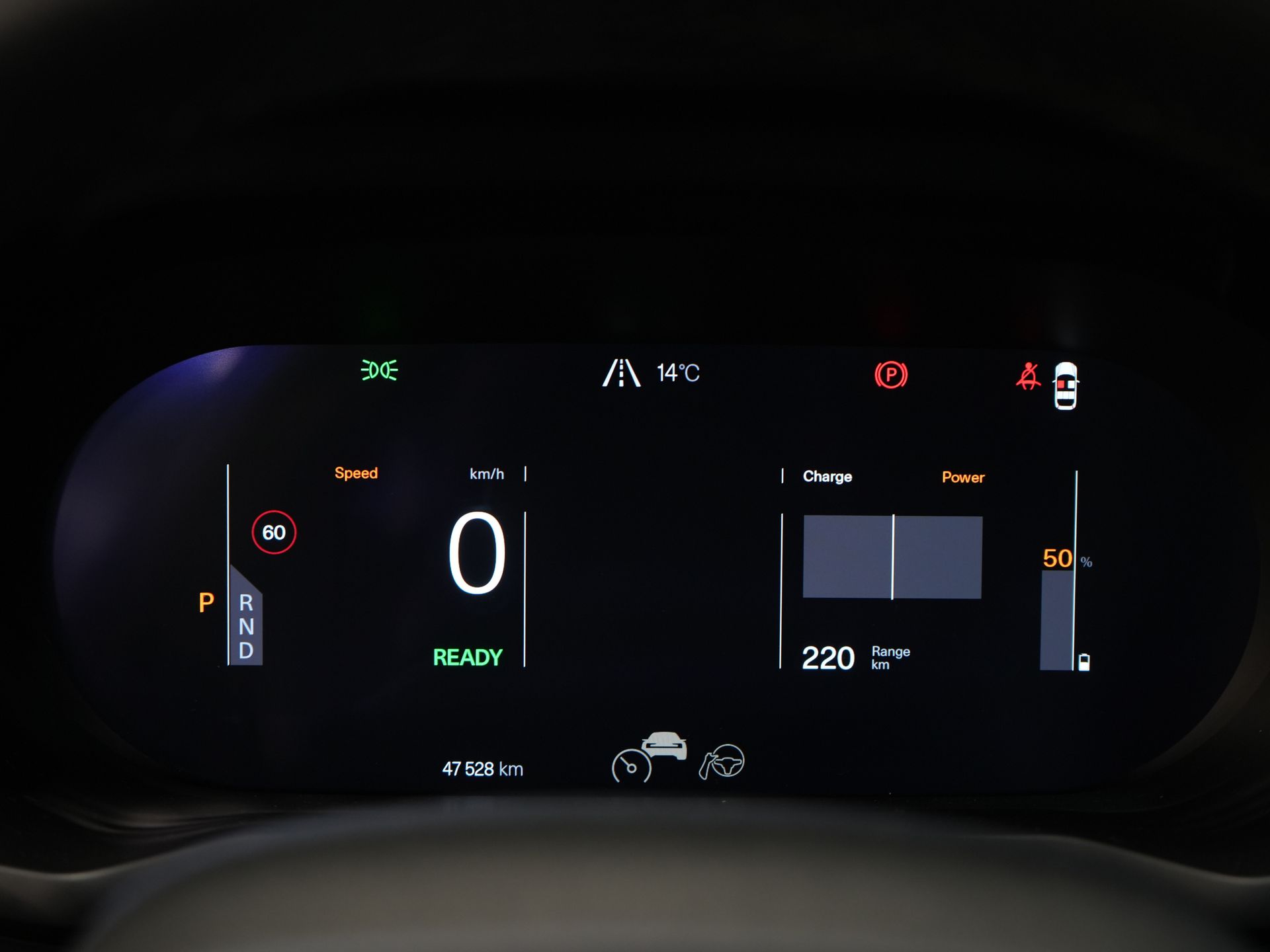 Polestar 2 Sedan Long Range 78 kWh 551 km WLTP 94% SOH LED/ Adapt.Cruise/ Memory/ Stoelverw./ Carplay/ Navi/ Climate 22