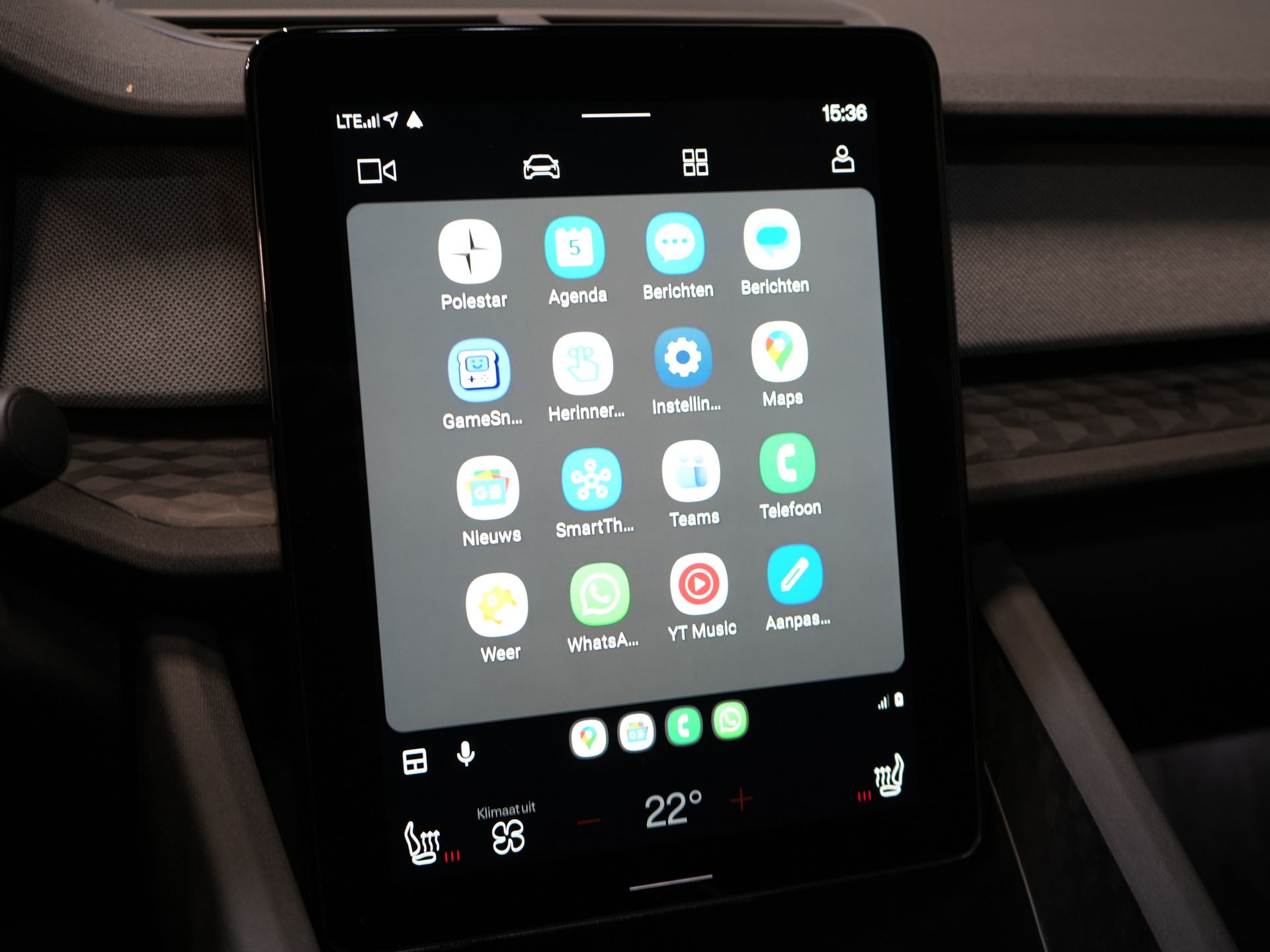 Polestar 2 Sedan Long Range 78 kWh 551 km WLTP 94% SOH LED/ Adapt.Cruise/ Memory/ Stoelverw./ Carplay/ Navi/ Climate 31