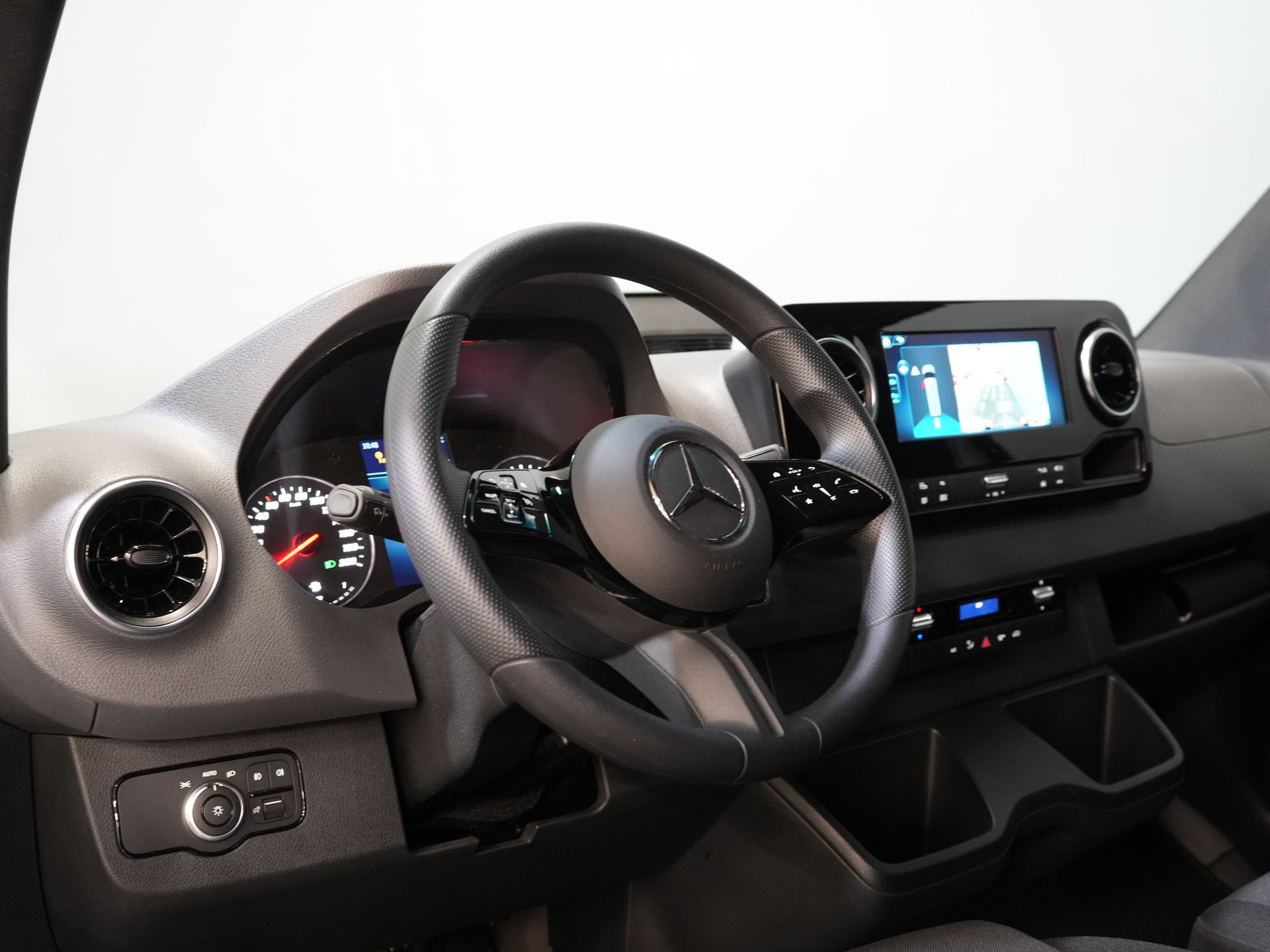 Mercedes-Benz Sprinter Bestelbus 317 CDI Aut. L2H2 BPM VRIJ! LED/ Gev.Stoel/ 270Gr.Deuren/ Stoelverw./ Navi/ Camera/ PDC/ Cruise 13