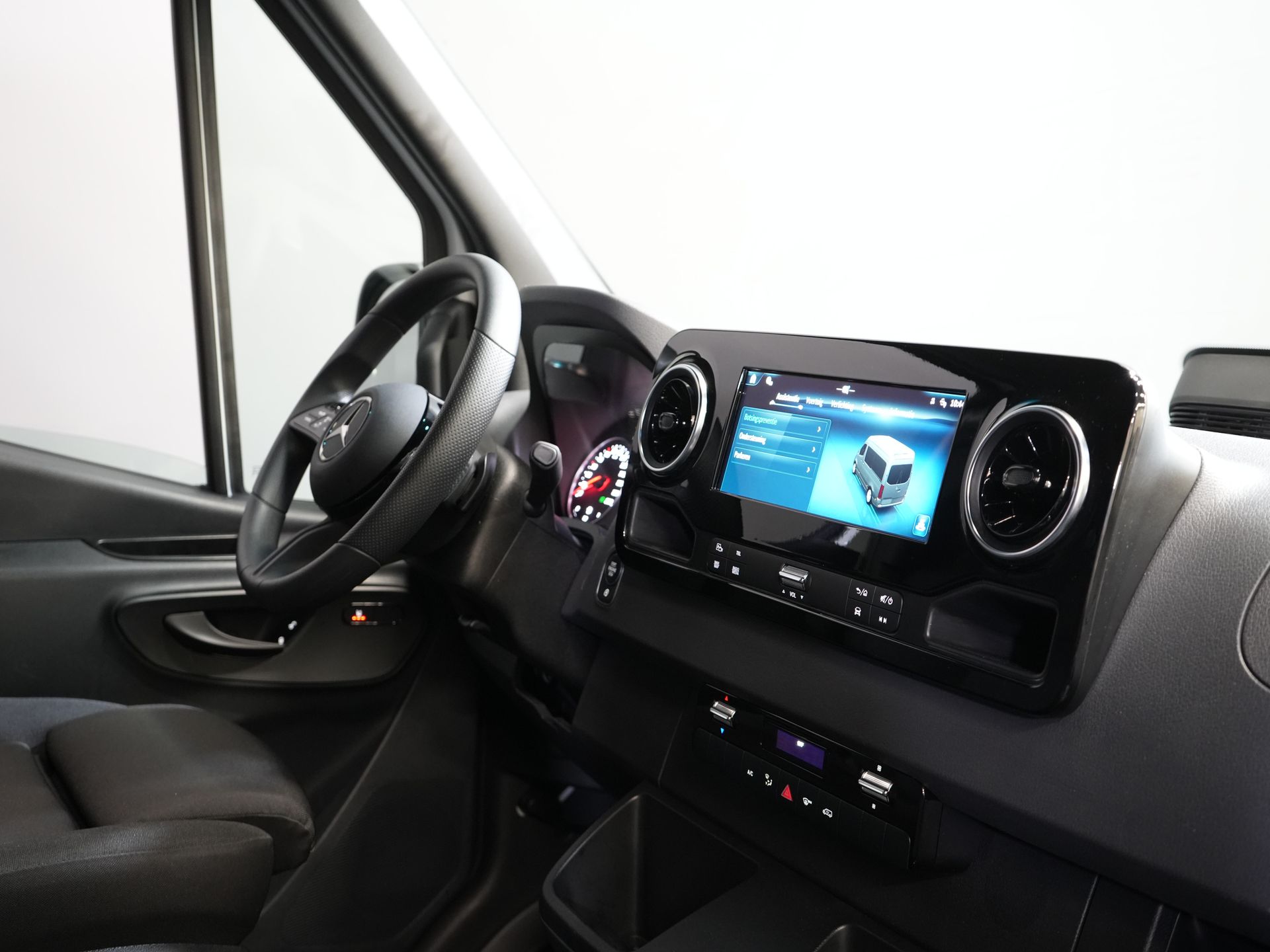 Mercedes-Benz Sprinter Bestelbus 317 CDI Aut. L2H2 BPM VRIJ! LED/ Gev.Stoel/ 270Gr.Deuren/ Stoelverw./ Navi/ Camera/ PDC/ Cruise 2