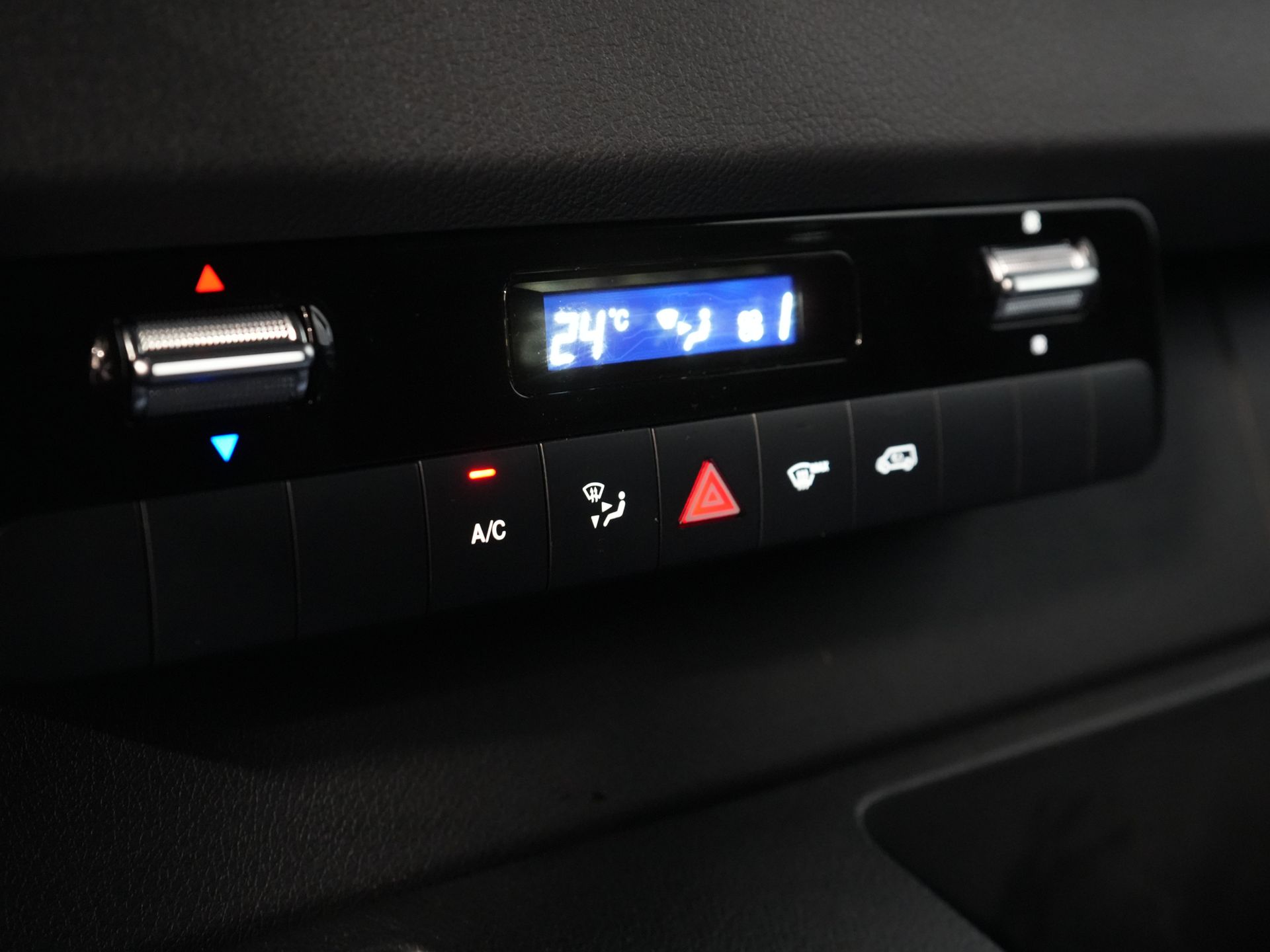 Mercedes-Benz Sprinter Bestelbus 317 CDI Aut. L2H2 BPM VRIJ! LED/ Gev.Stoel/ 270Gr.Deuren/ Stoelverw./ Navi/ Camera/ PDC/ Cruise 20