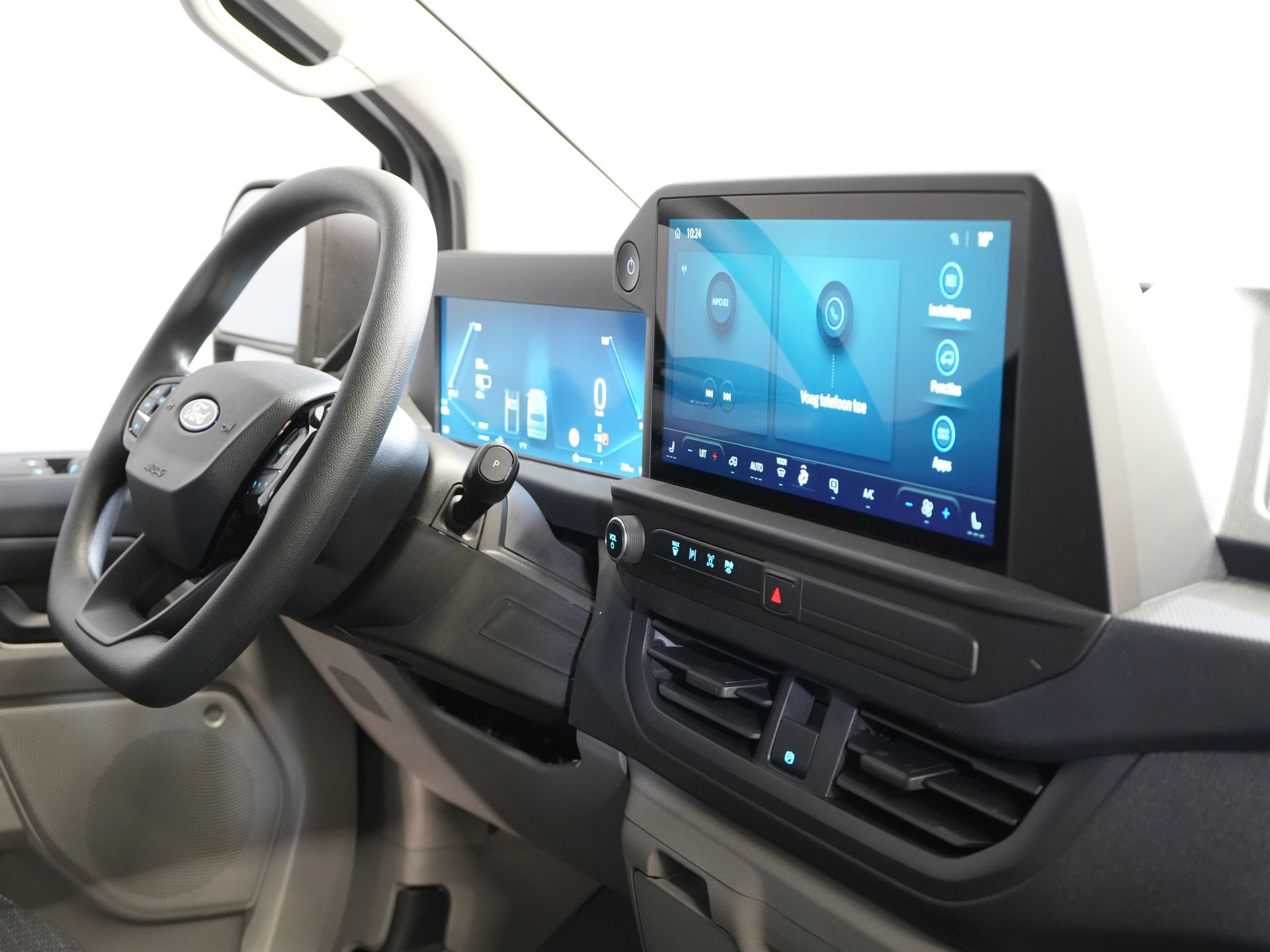 Ford E-Transit Custom Bestelbus 320 Trend 65 kWh 330 km WLTP LED/ Snellader/ 2.3t Trekverm./ Stoelverw./ Carplay/ Climate/ Camera/ PDC/ Cruise 2