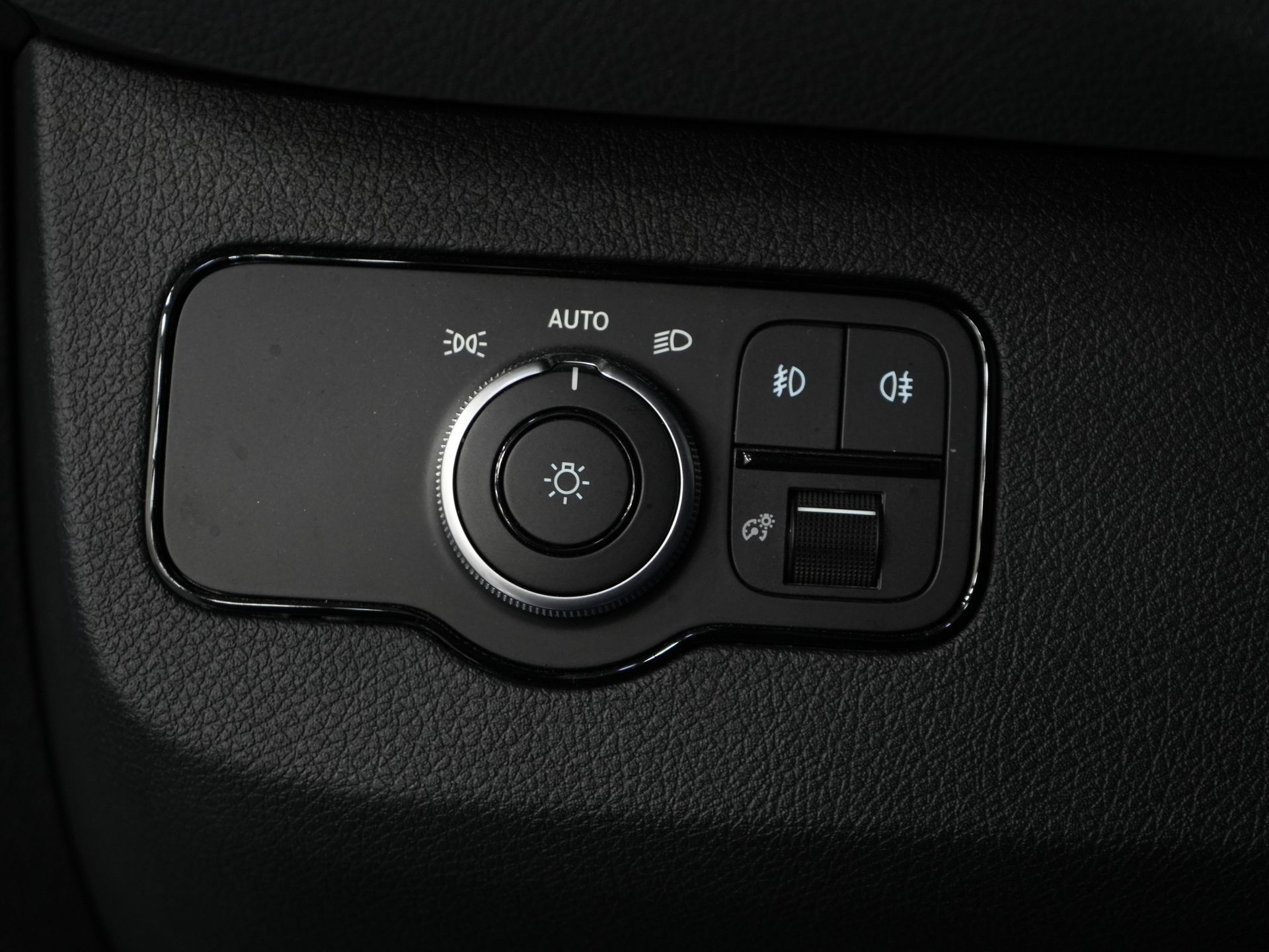 Mercedes-Benz Sprinter Bestelbus 317 CDI Aut. L2H2 LED/ Gev.Stoel/ 270 Gr.Deuren/ Stoelverw./ Navi/ Camera/ PDC/ Cruise/ Airco 16