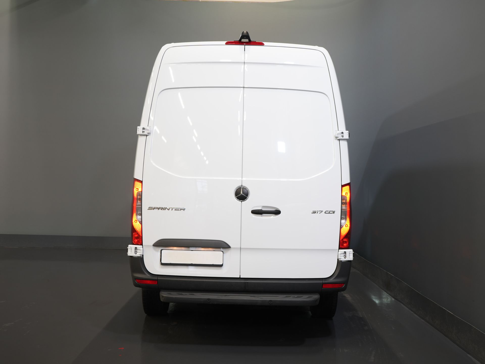 Mercedes-Benz Sprinter Bestelbus 317 CDI Aut. L2H2 LED/ Gev.Stoel/ 270 Gr.Deuren/ Stoelverw./ Navi/ Camera/ PDC/ Cruise/ Airco 5