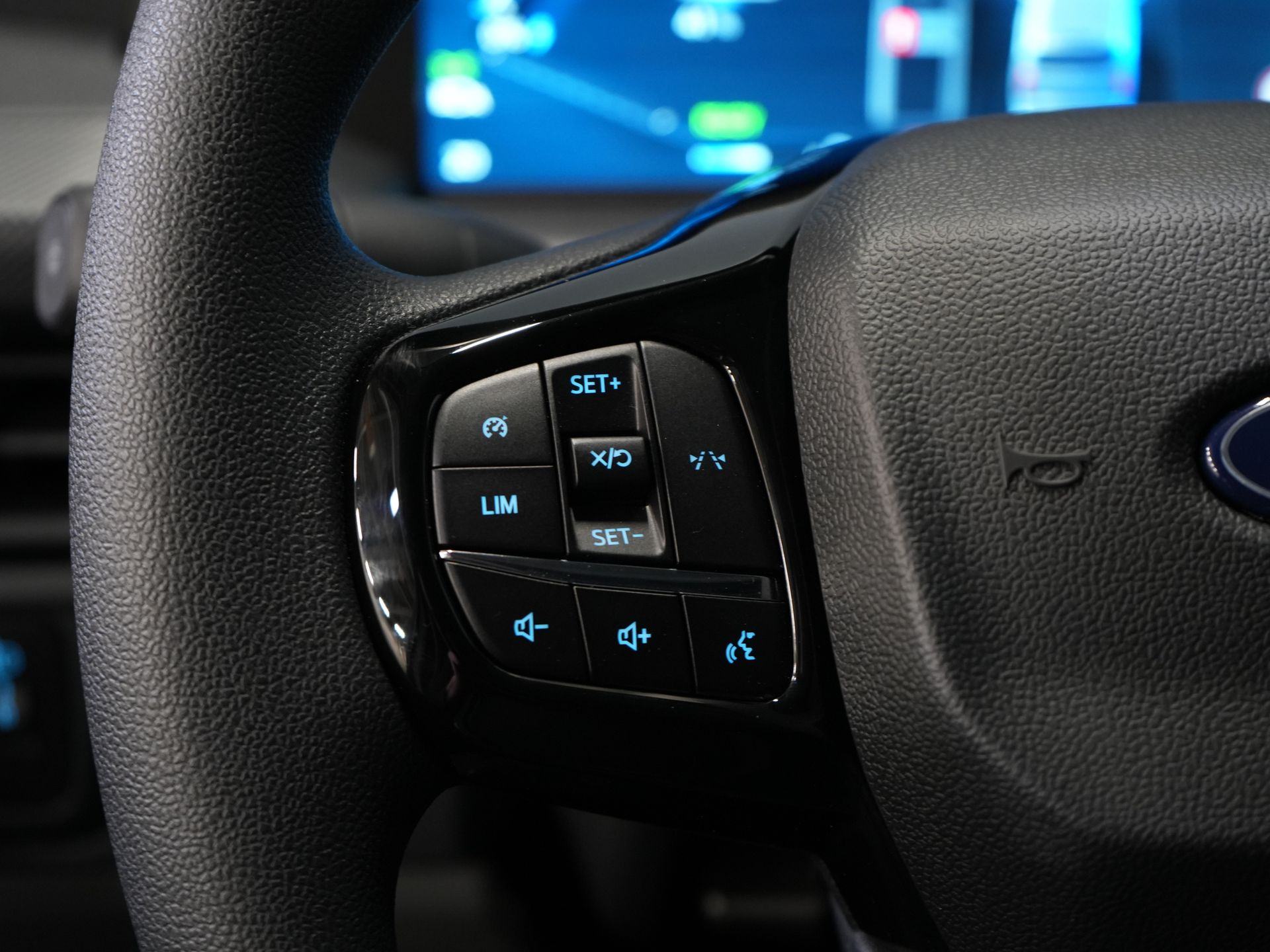 Ford E-Transit Custom Bestelbus 320 Trend 65 kWh 330 km WLTP LED/ Snellader/ 2.3t Trekverm./ Stoelverw./ Carplay/ Climate/ Camera/ PDC/ Cruise 18