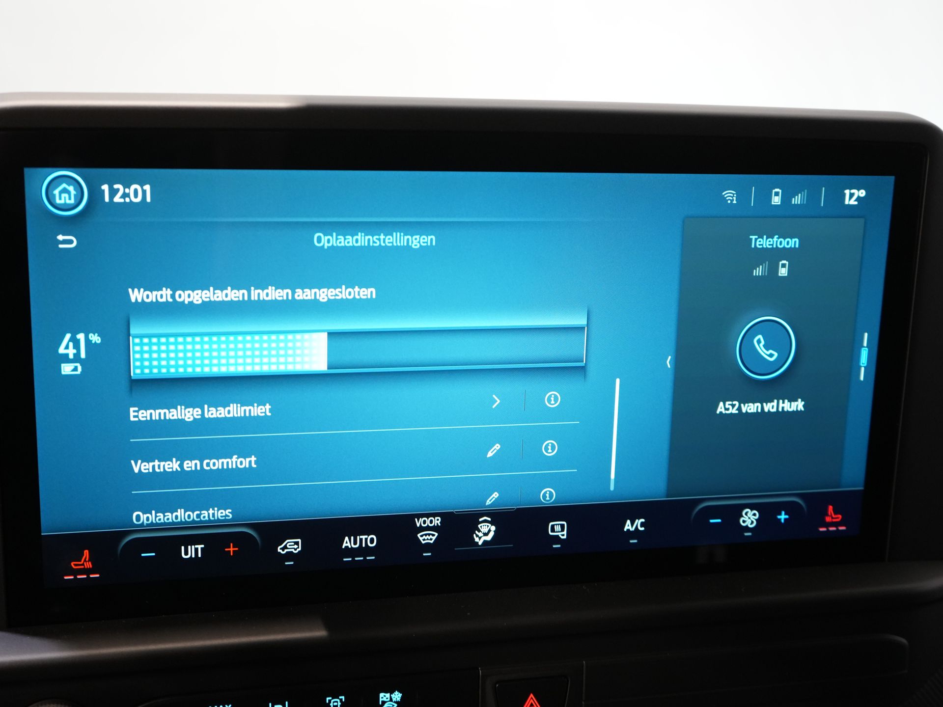 Ford E-Transit Custom Bestelbus 320 Trend 65 kWh 330 km WLTP LED/ Snellader/ 2.3t Trekverm./ Stoelverw./ Carplay/ Climate/ Camera/ PDC/ Cruise 24