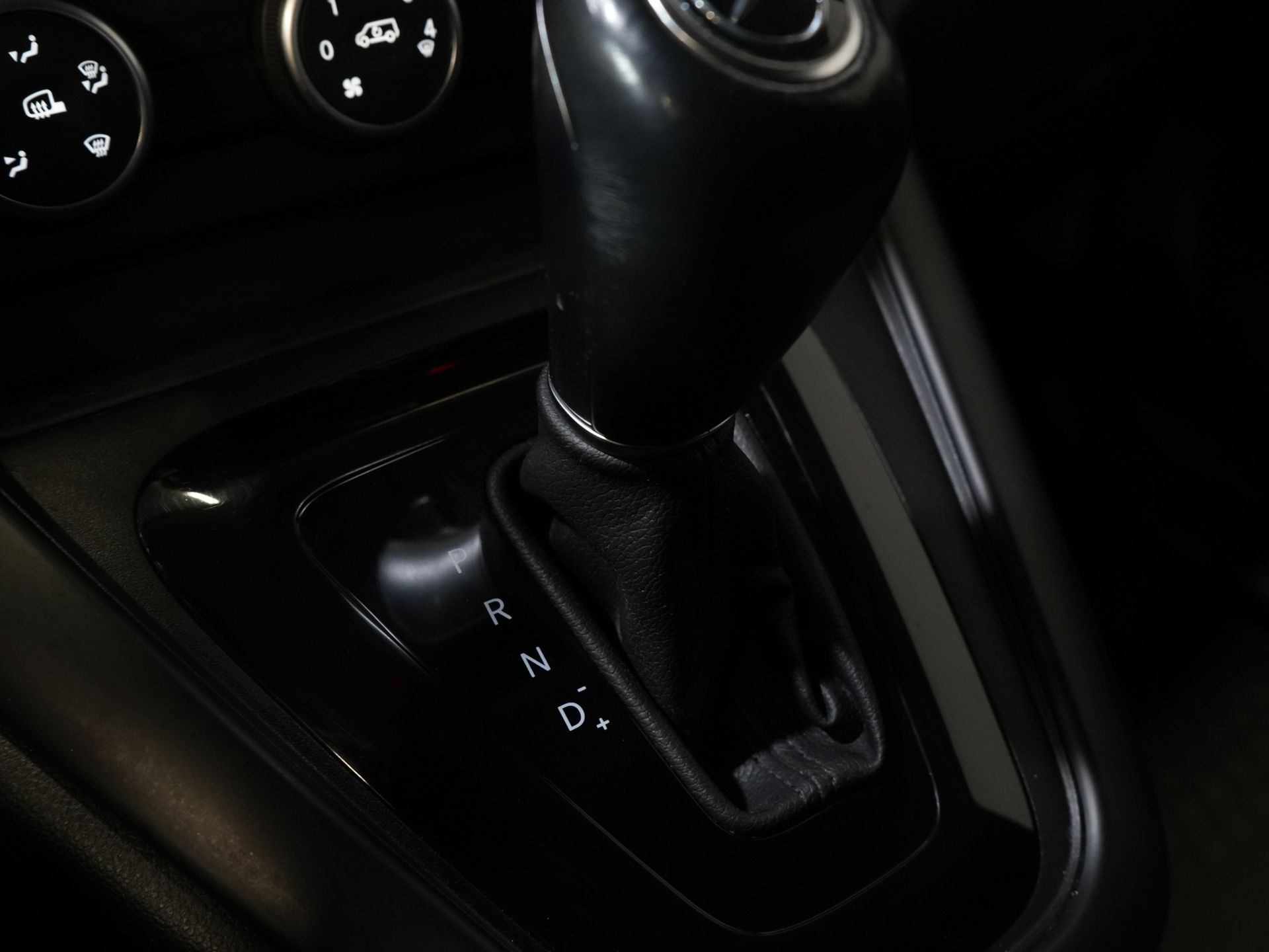 Mercedes-Benz Citan Bestelbus 112 CDI Aut. 3 Pers./ LED/ Stoelverw./ CarPlay/ Cruise/ Airco/ Dakdragers 18