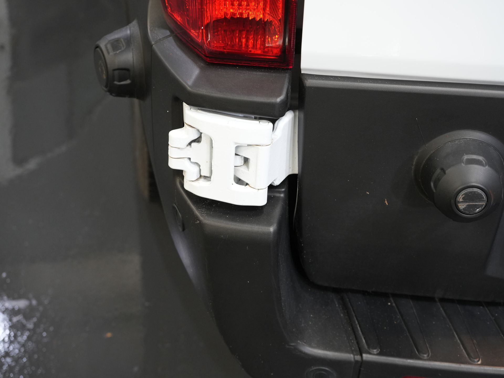 Ford Transit Bestelbus 350 2.0 TDCI 130 pk L3H3 Adapt.Cruise/ 360 Camera/ 270Gr.Deuren/ Stoelverw./ Navi/ Carplay/ PDC/ Climate 16