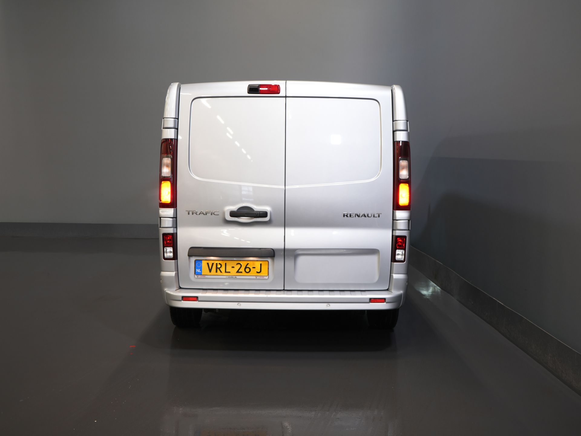 Renault Trafic Bestelbus 2.0 dCi 150 pk Aut. L2 DC Dubbel Cabine NL Auto/ 2xSchuifdeur/ LED/ Carplay/ Climate/ Camera/ PDC/ LMV 5