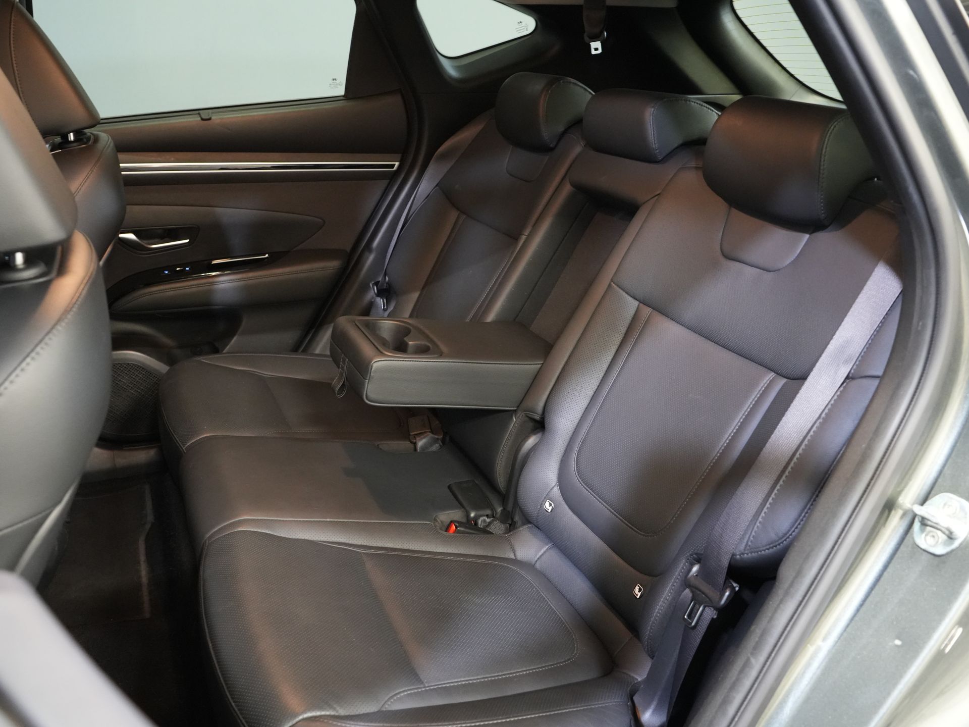 Hyundai Tucson SUV 1.6 T-GDI PHEV Premium 4WD/ Krell/ Leder/ Adapt.Cruise/ Elek.Klep/ Memory/ Stoelverw./ Stoelverk./ Stuurverw. 16