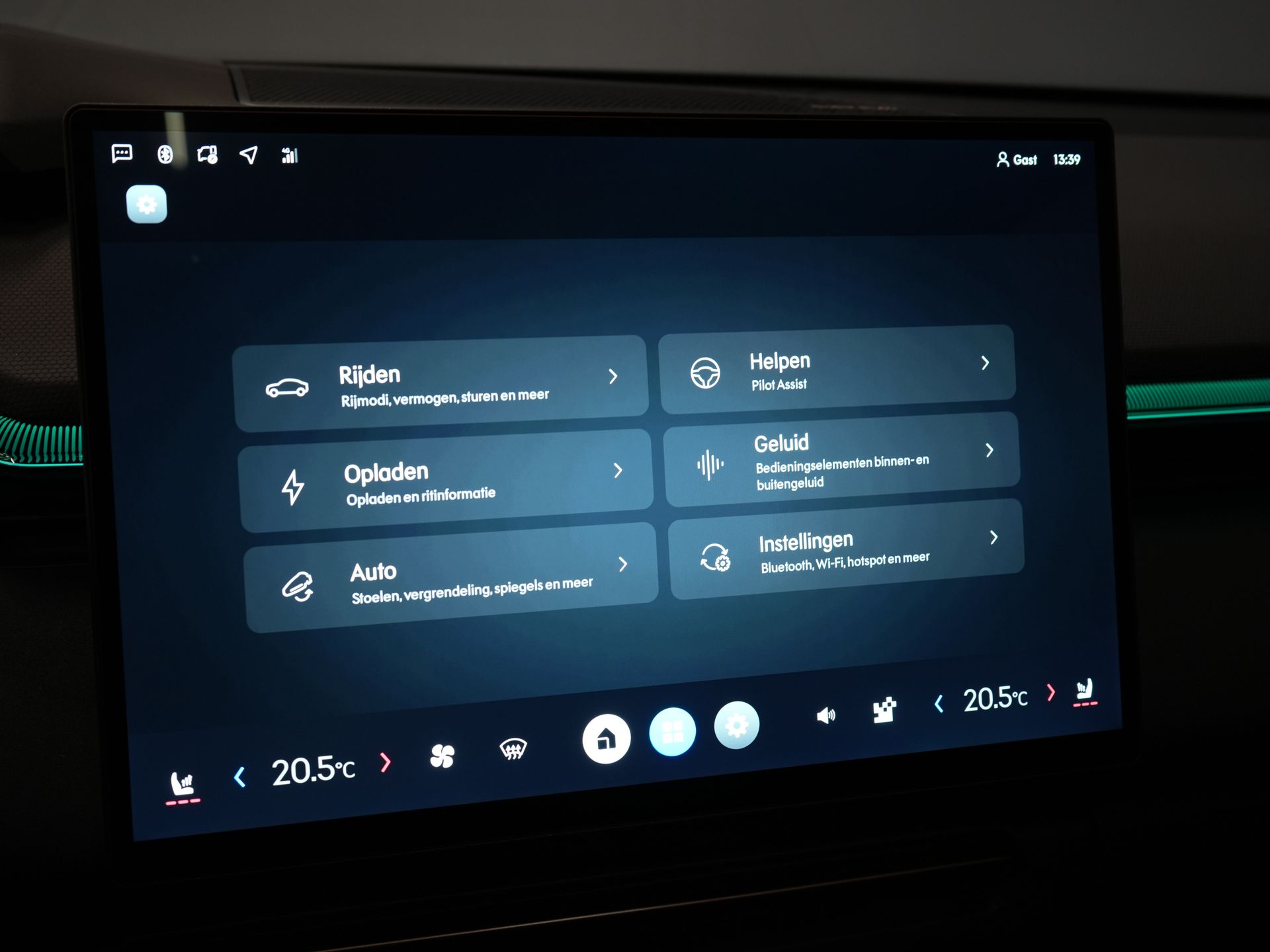 Lynk & Co 08 SUV 1.5 More *Nieuw* Direct Leverbaar! PHEV 200km Elek./ Harman&Kardon/ Pano/ Stoelmassage & koeling/ Elek.Klep/ Adapt.Cruise 26