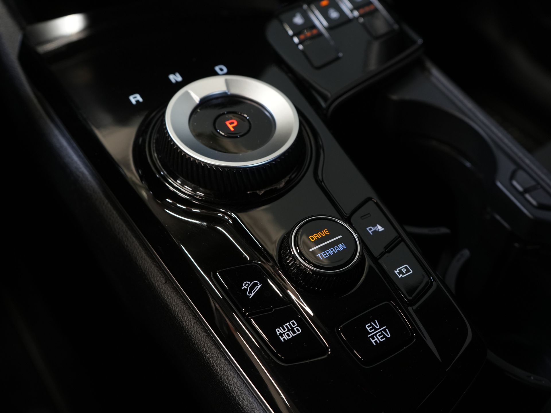 Kia Sportage SUV 1.6 T-GDi PHEV AWD DynamicLine LED/ Virtual Cockpit/ Adapt.Cruise/ 19