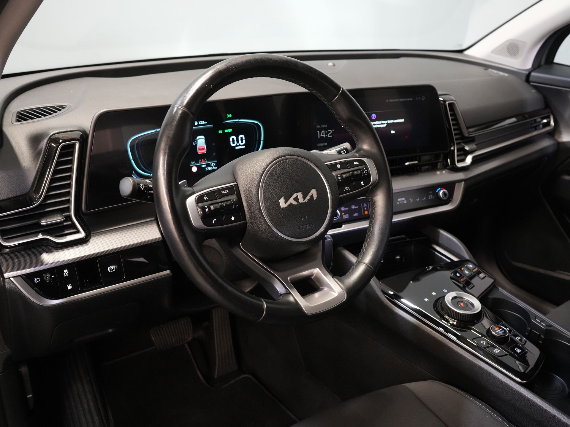 Kia Sportage SUV 1.6 T-GDi Plug-in Hybrid AWD DynamicLine LED/ Virtual Cockpit/ Adapt.Cruise/ Stoelverw./ Stuurverw./ Navi/ Carplay/ Climate/ Cam 13