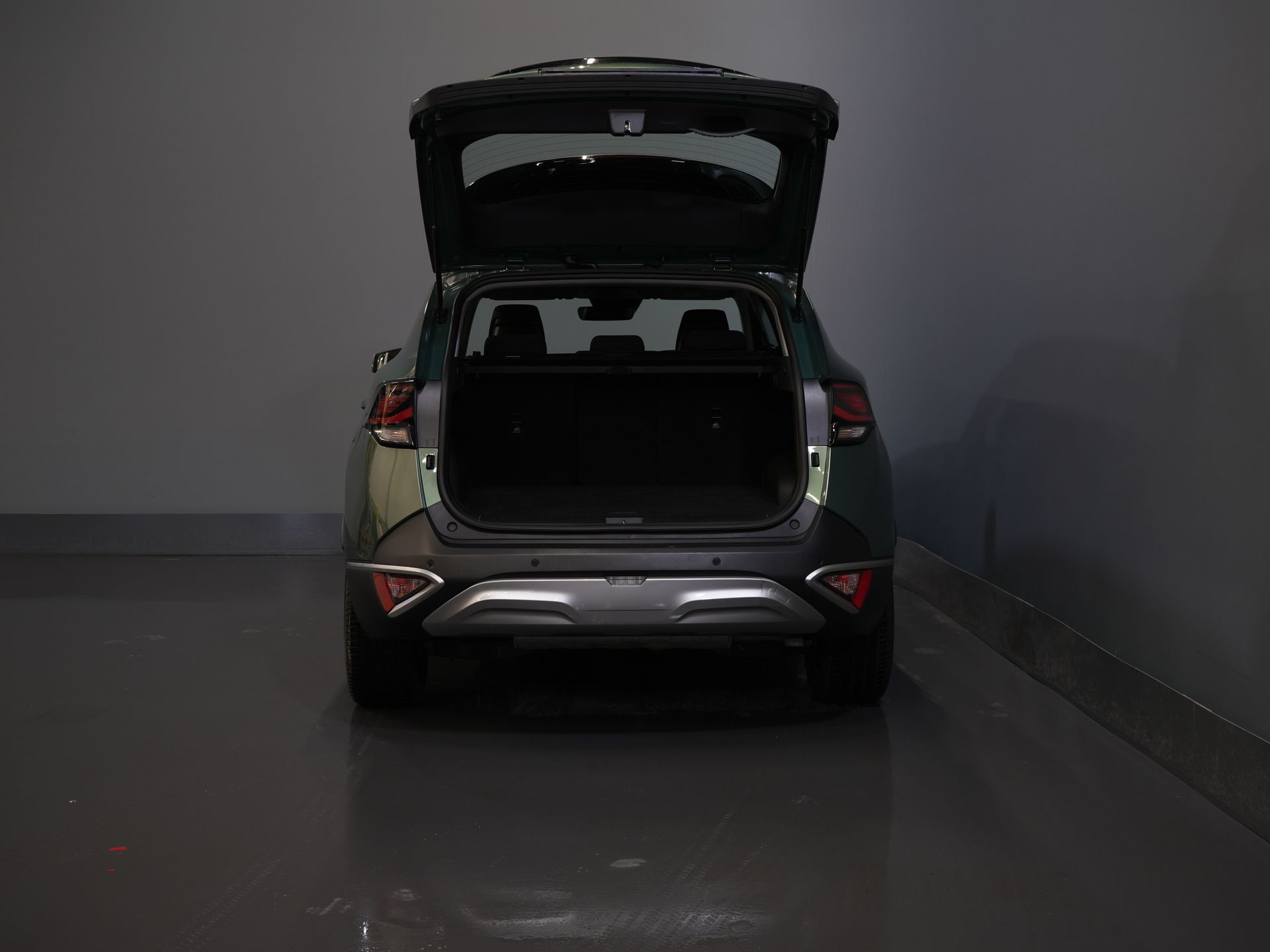 Kia Sportage SUV 1.6 T-GDi Plug-in Hybrid AWD DynamicLine LED/ Virtual Cockpit/ Adapt.Cruise/ Stoelverw./ Stuurverw./ Navi/ Carplay/ Climate/ Cam 4