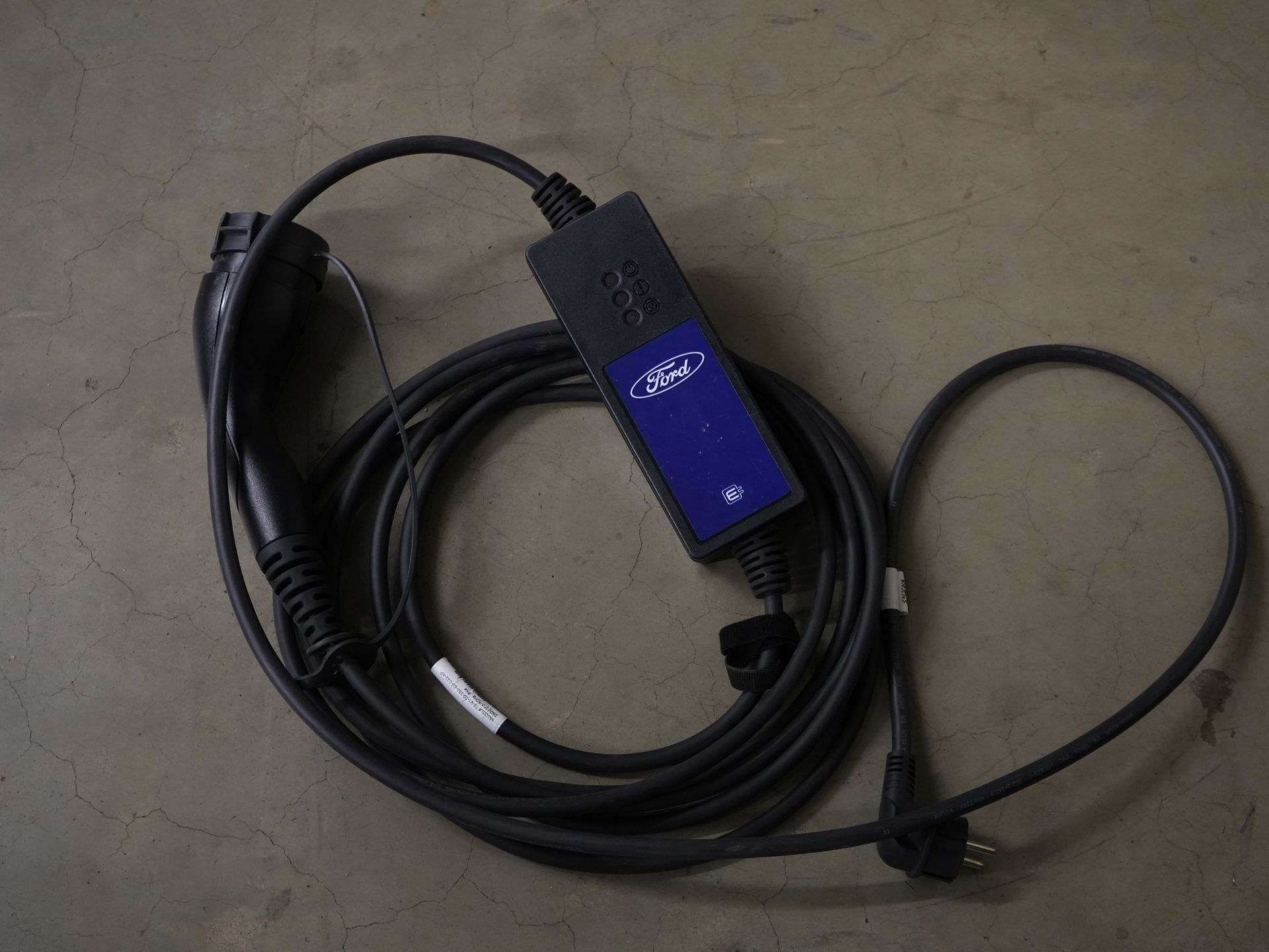 Ford Kuga SUV 2.5 PHEV 225 pk Titanium Navi/ Carplay/ Stoelverw./ Stuurverw./ Camera/ PDC/ Climate 16