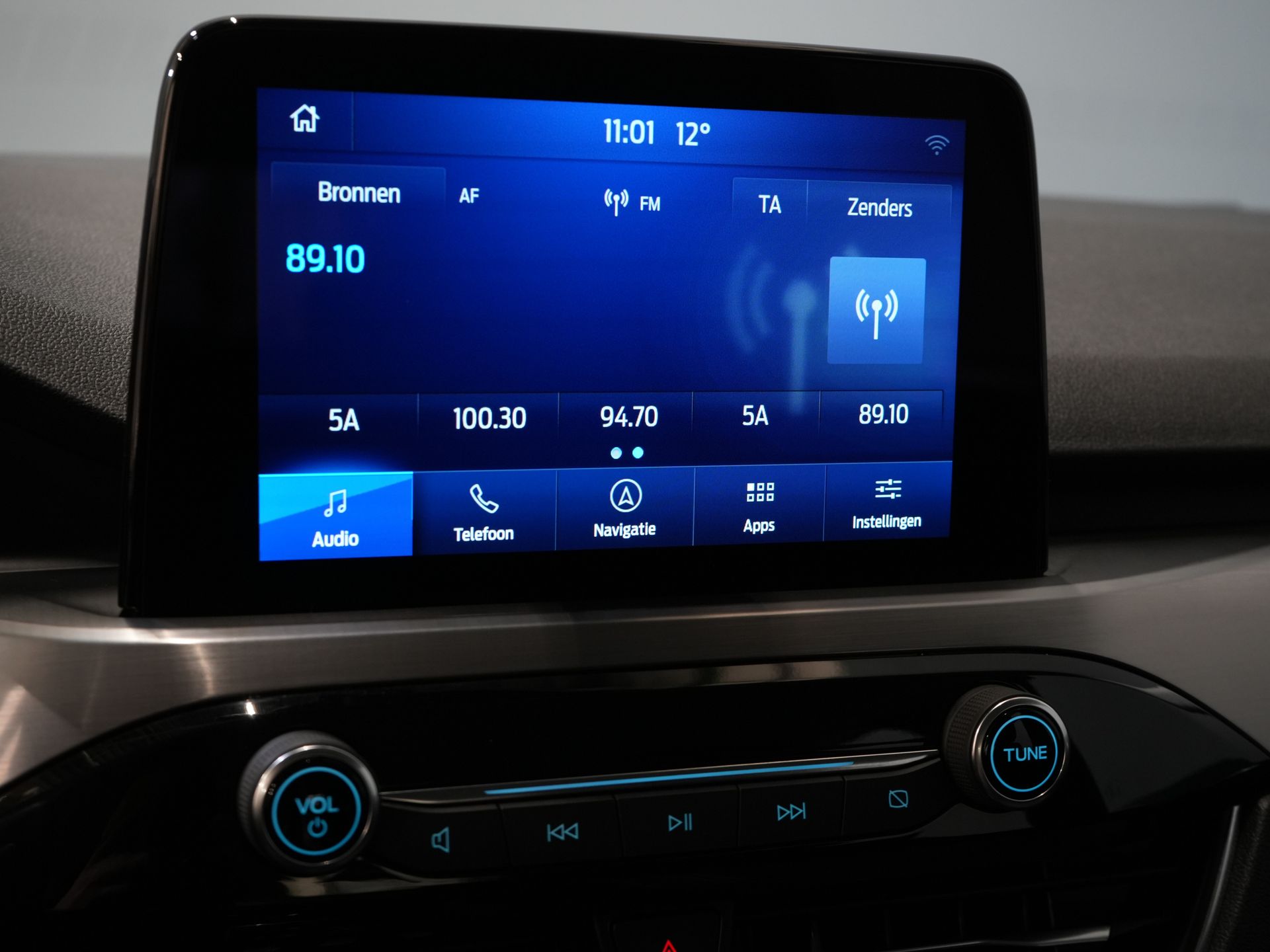 Ford Kuga SUV 2.5 PHEV 225 pk Titanium Navi/ Carplay/ Stoelverw./ Stuurverw./ Camera/ PDC/ Climate 26