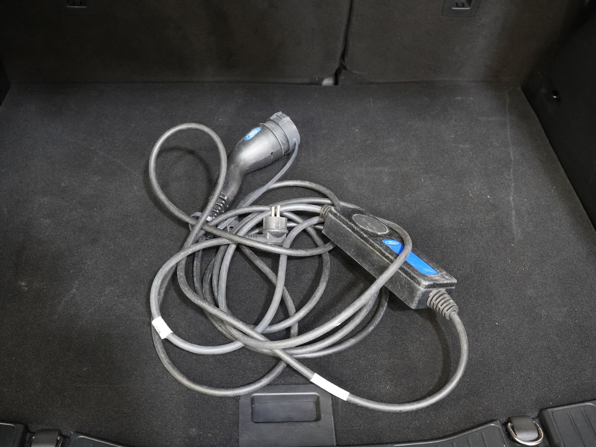 Ford Kuga SUV 2.5 PHEV 225 pk Titanium Navi/ Carplay/Stoelverw./Stuurverw./ Camera/ PDC/ Climate 15