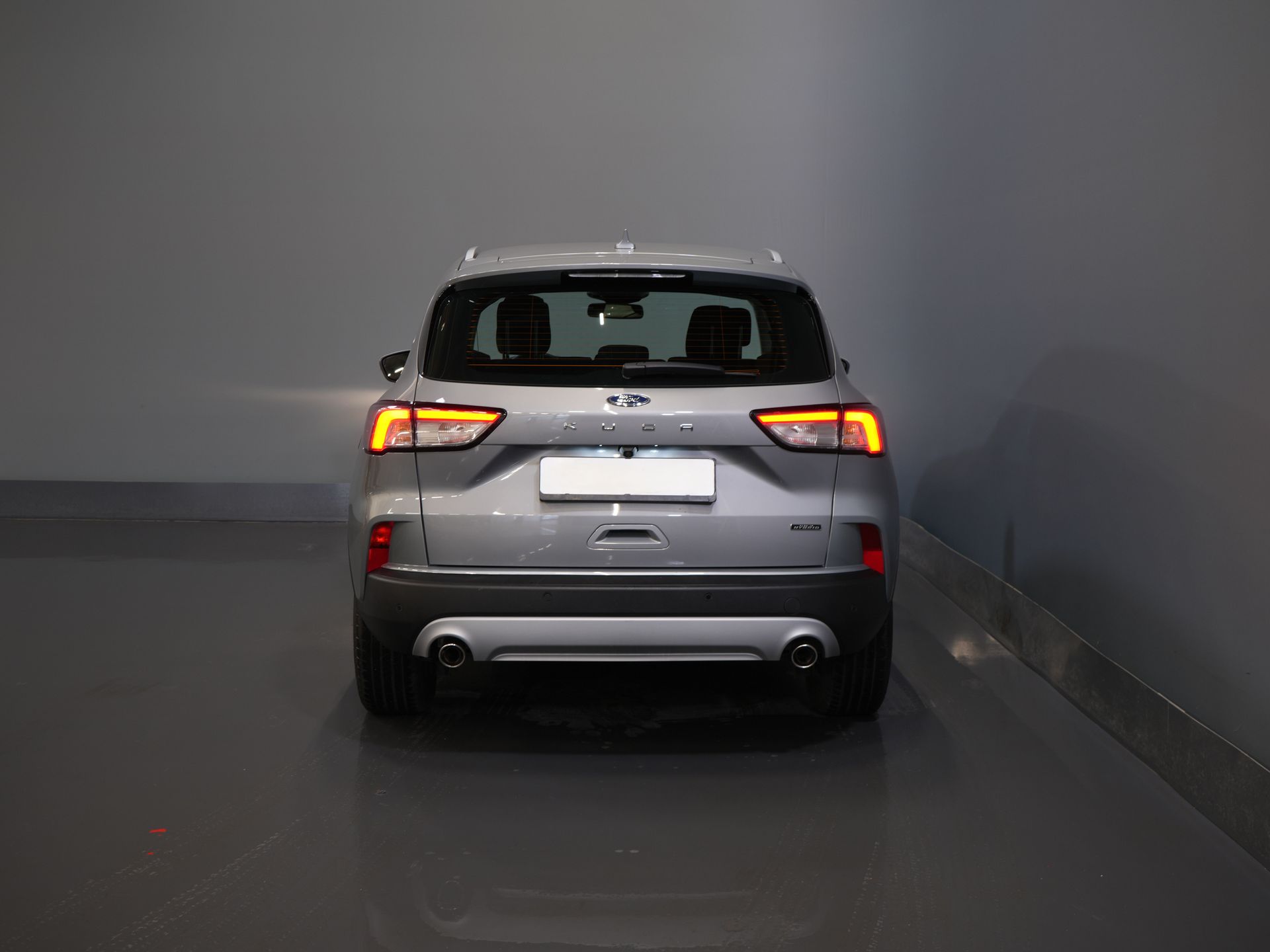 Ford Kuga SUV 2.5 PHEV 225 pk Titanium Navi/ Carplay/Stoelverw./Stuurverw./ Camera/ PDC/ Climate 5