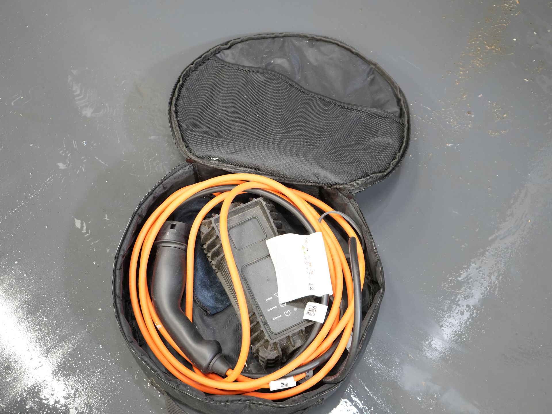 Toyota PROACE Electric Worker Bestelbus 75 kWh 330km WLTP L3 Snellader/ Xenon/ 2x Schuifdeur/ Head-Up/ Standkachel/ Stoelverw./ Carplay/ Climate/ Camera/ LMV 16