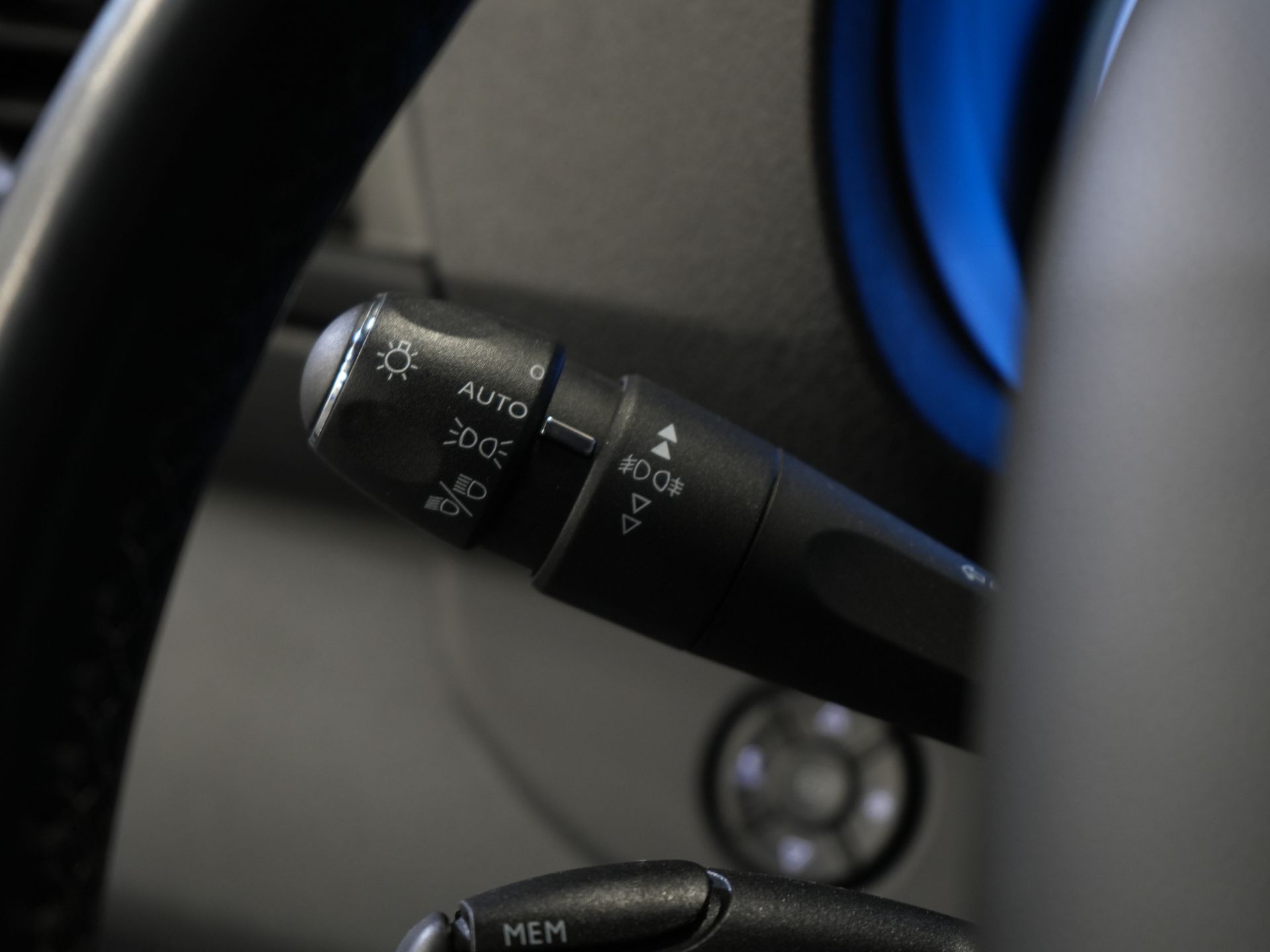 Toyota PROACE Electric Worker Bestelbus 75 kWh 330km WLTP L3 Snellader/ Xenon/ 2x Schuifdeur/ Head-Up/ Standkachel/ Stoelverw./ Carplay/ Climate/ Camera/ LMV 18