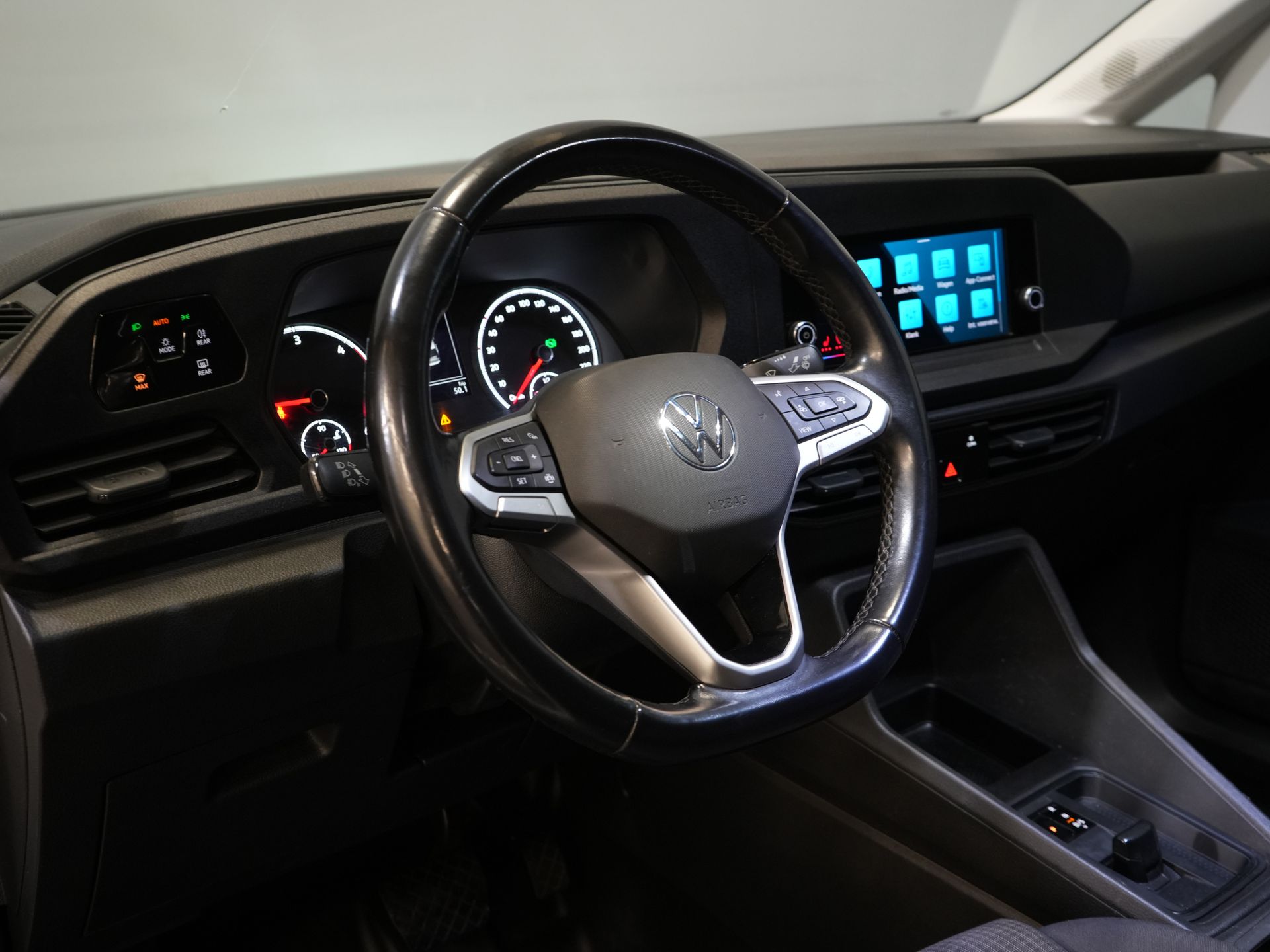 Volkswagen Caddy Cargo Bestelbus 2.0 TDI 125 pk DSG Aut. LED/ Dealer Ond./ Standkachel/ Stoelverw./ Carplay/ Camera/ PDC/ LMV/ Cruise/ Trekhaak/ Airco 13