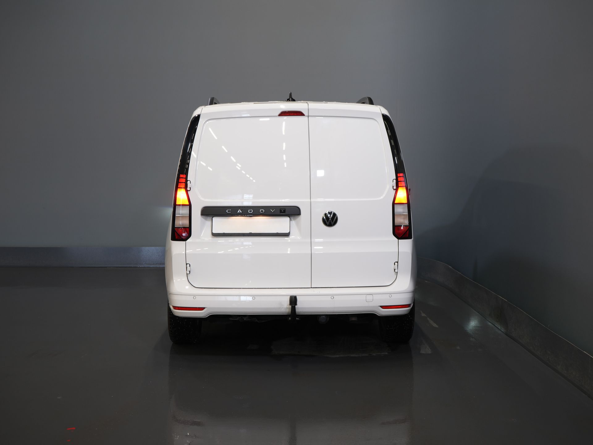 Volkswagen Caddy Cargo Bestelbus 2.0 TDI 125 pk DSG Aut. LED/ Dealer Ond./ Standkachel/ Stoelverw./ Carplay/ Camera/ PDC/ LMV/ Cruise/ Trekhaak/ Airco 5