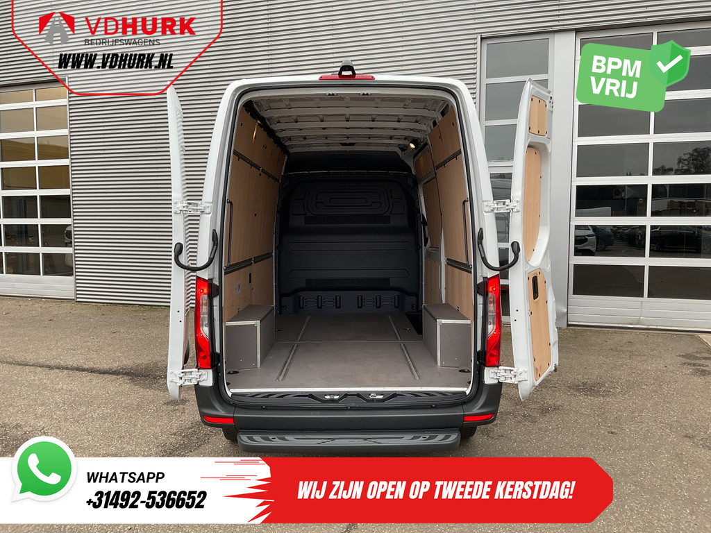 Mercedes-Benz Sprinter Bestelbus 317 CDI Aut. L2H2 Gev.Stoel/ 270 Gr.Deuren/ Stoelverw./ Navi/ Camera/ Cruise/ Airco/ DAB 4