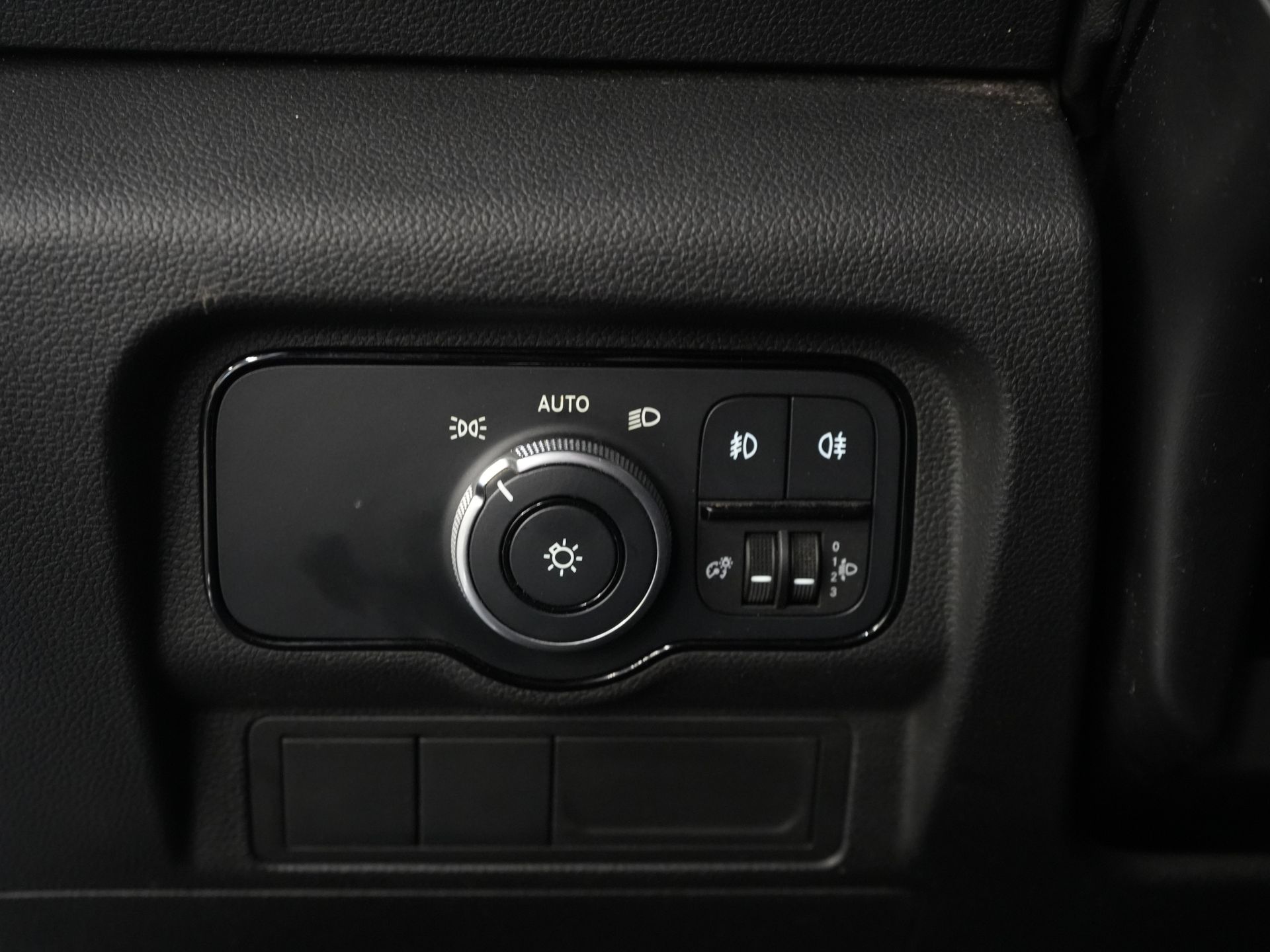 Mercedes-Benz Citan Bestelbus 110 CDI 3 Pers./ Carplay/ Stoelverw./ PDC/ Cruise/ Airco/ Trekhaak 16