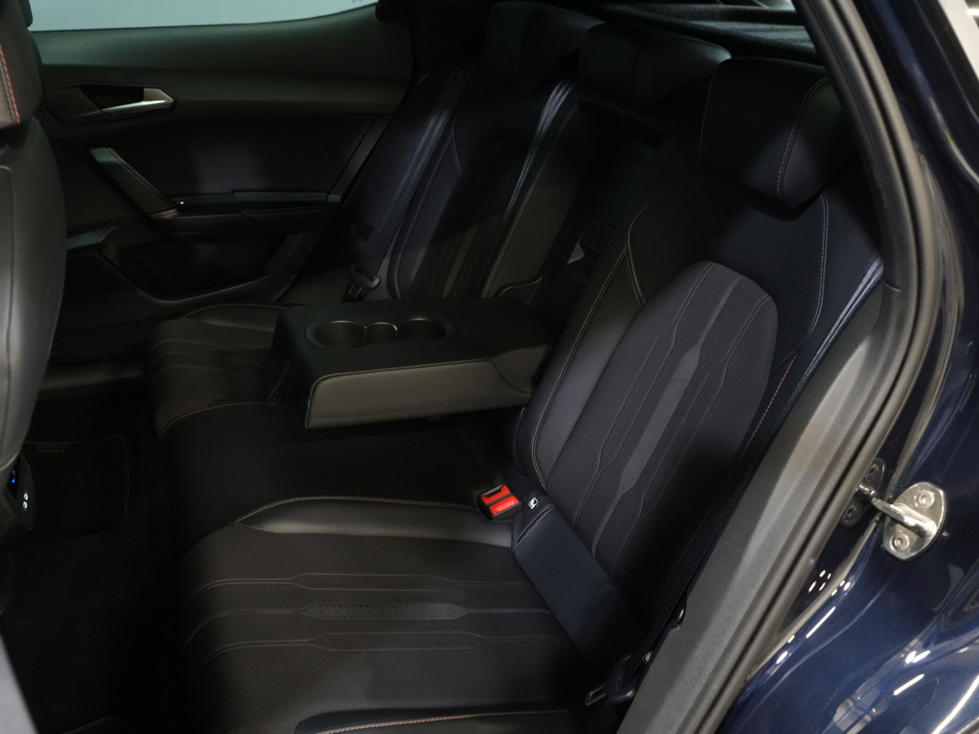 CUPRA Formentor SUV 1.4 e-Hybrid Copper Edition Adapt.Cruise/ Matrix/ Stoelverw./ Camera/ Carplay/ Standkachel/ Stuurverw./ PDC/ Climate 17