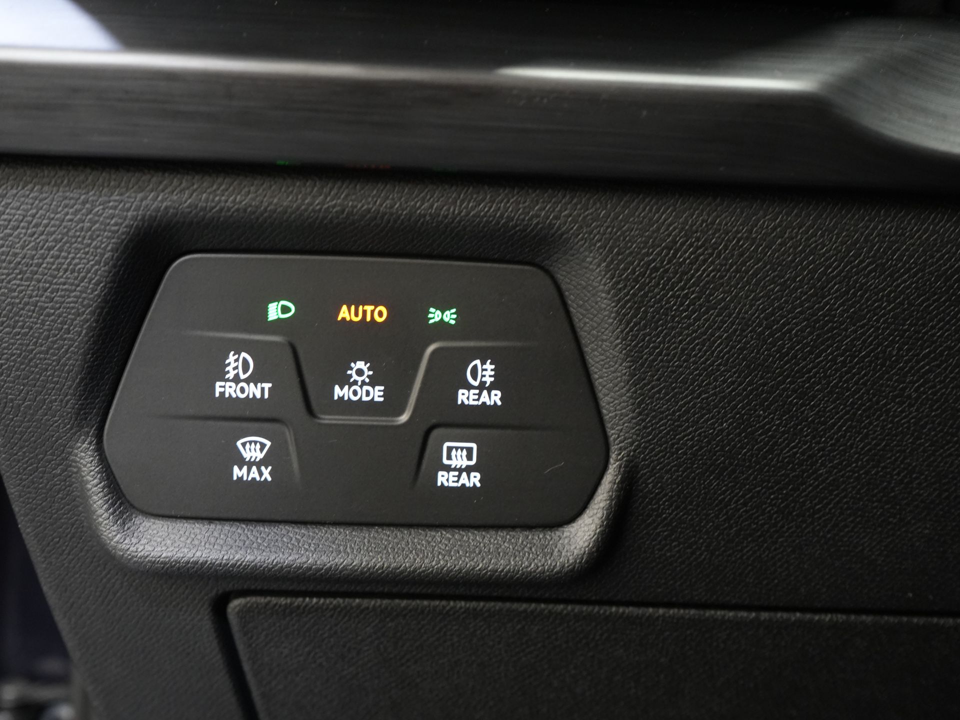 CUPRA Formentor SUV 1.4 e-Hybrid Copper Edition Adapt.Cruise/ Matrix/ Stoelverw./ Camera/ Carplay/ Standkachel/ Stuurverw./ PDC/ Climate 19