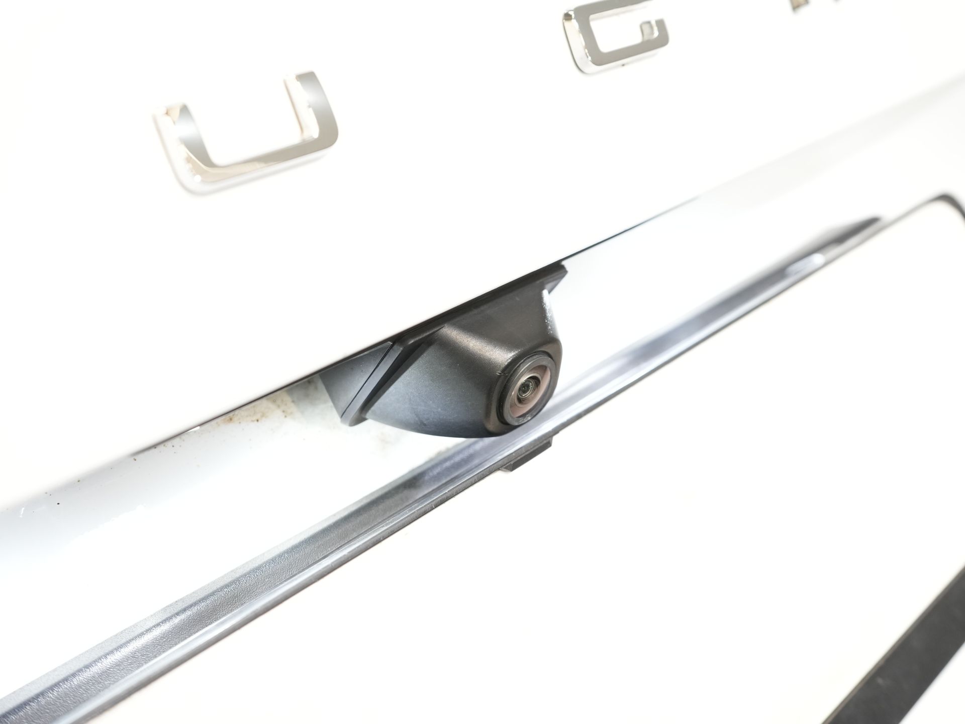 Ford Kuga SUV 2.5 PHEV 225 pk Titanium Navi/ Carplay/ Stoelverw./ Stuurverw./ Camera/ PDC/ Climate 15