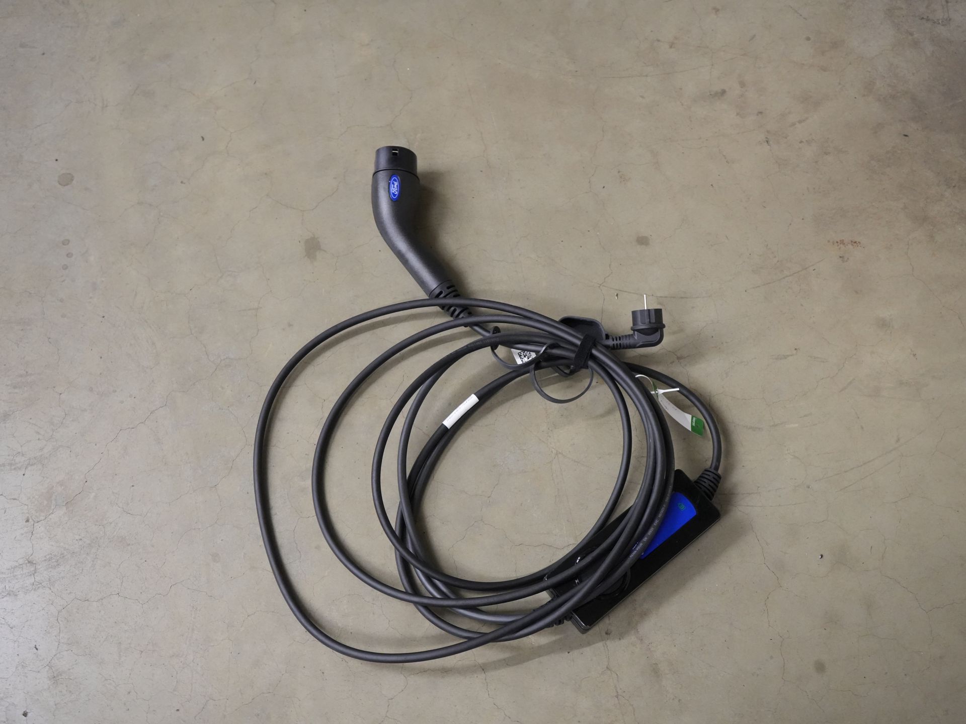 Ford Kuga SUV 2.5 PHEV 225 pk Titanium Navi/ Carplay/ Stoelverw./ Stuurverw./ Camera/ PDC/ Climate 16